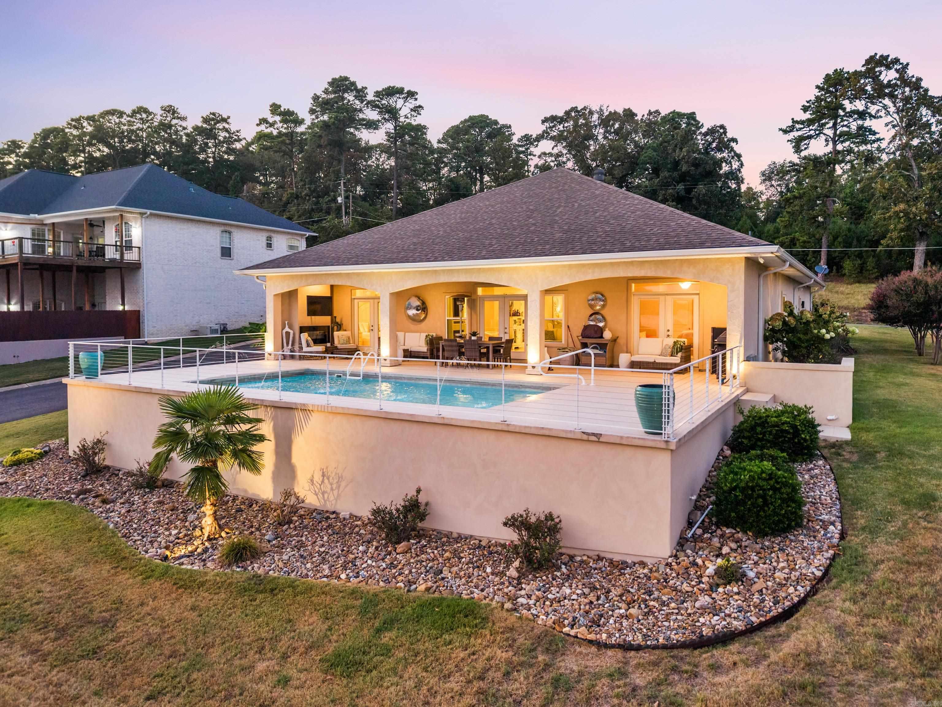 209 Peters Point Hot Springs, AR 71913