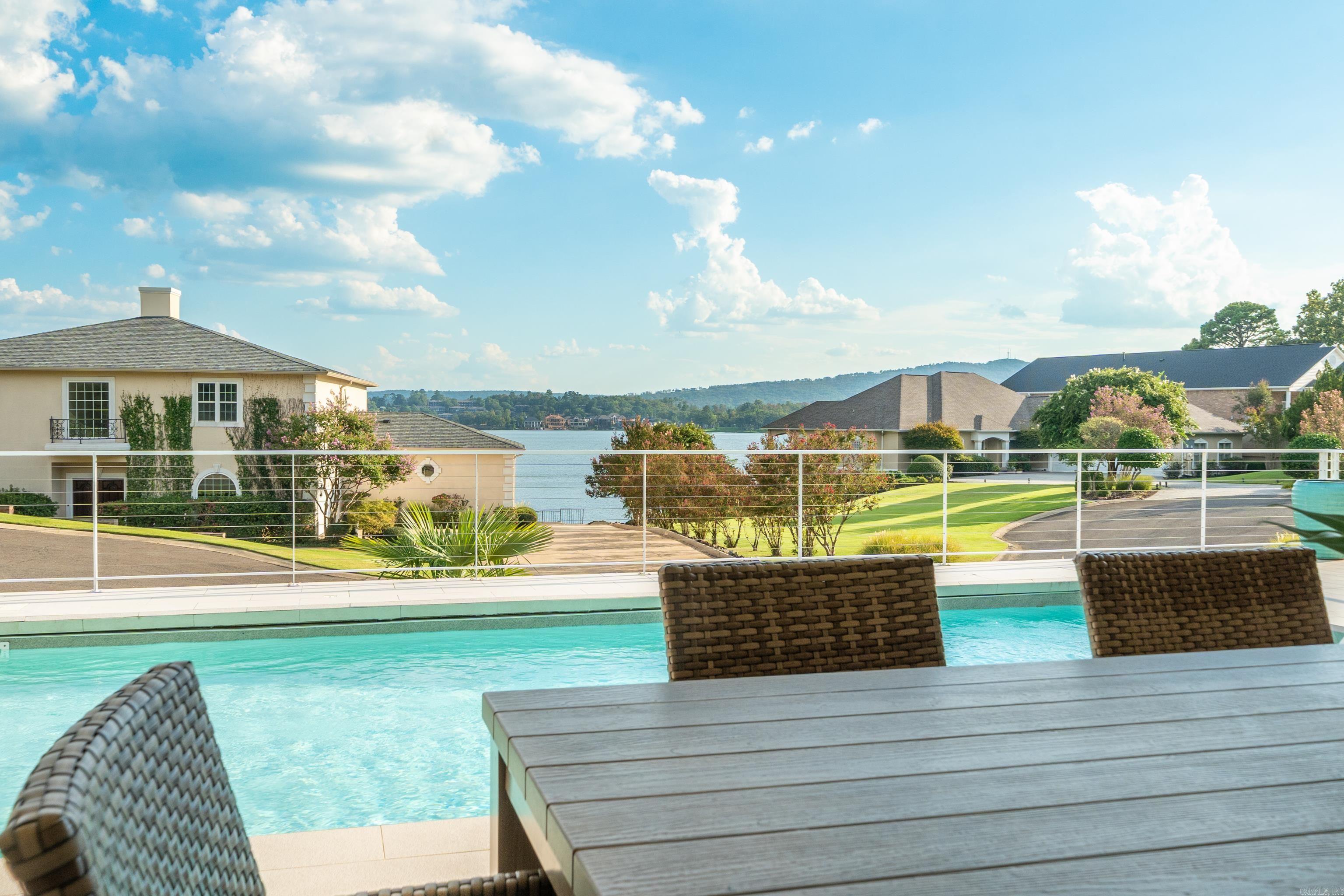 209 Peters Point Hot Springs, AR 71913