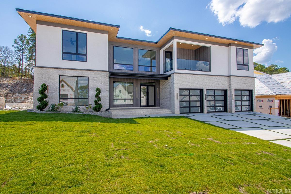 43 Daventry Drive — photo 2
