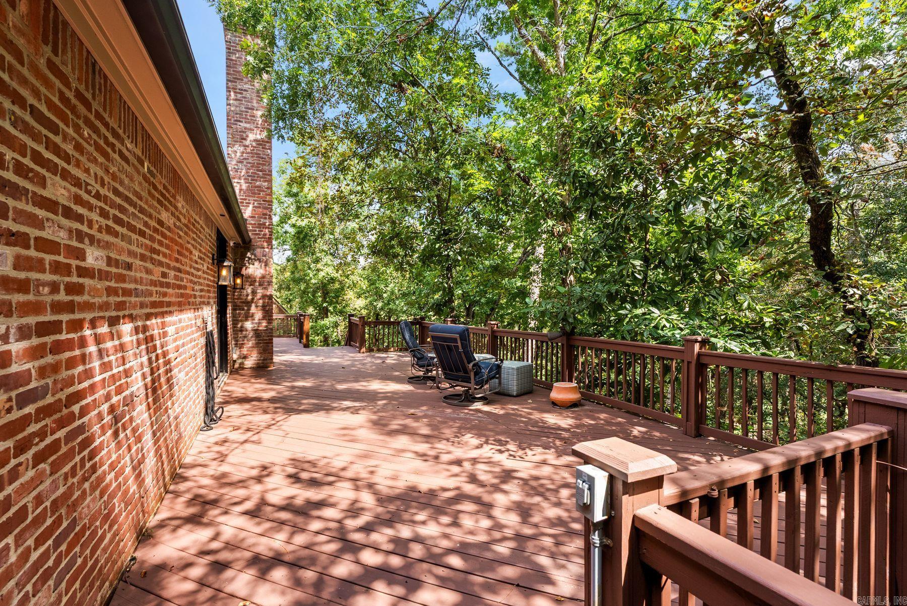 5 Ridgeview Court Little Rock, AR 72227
