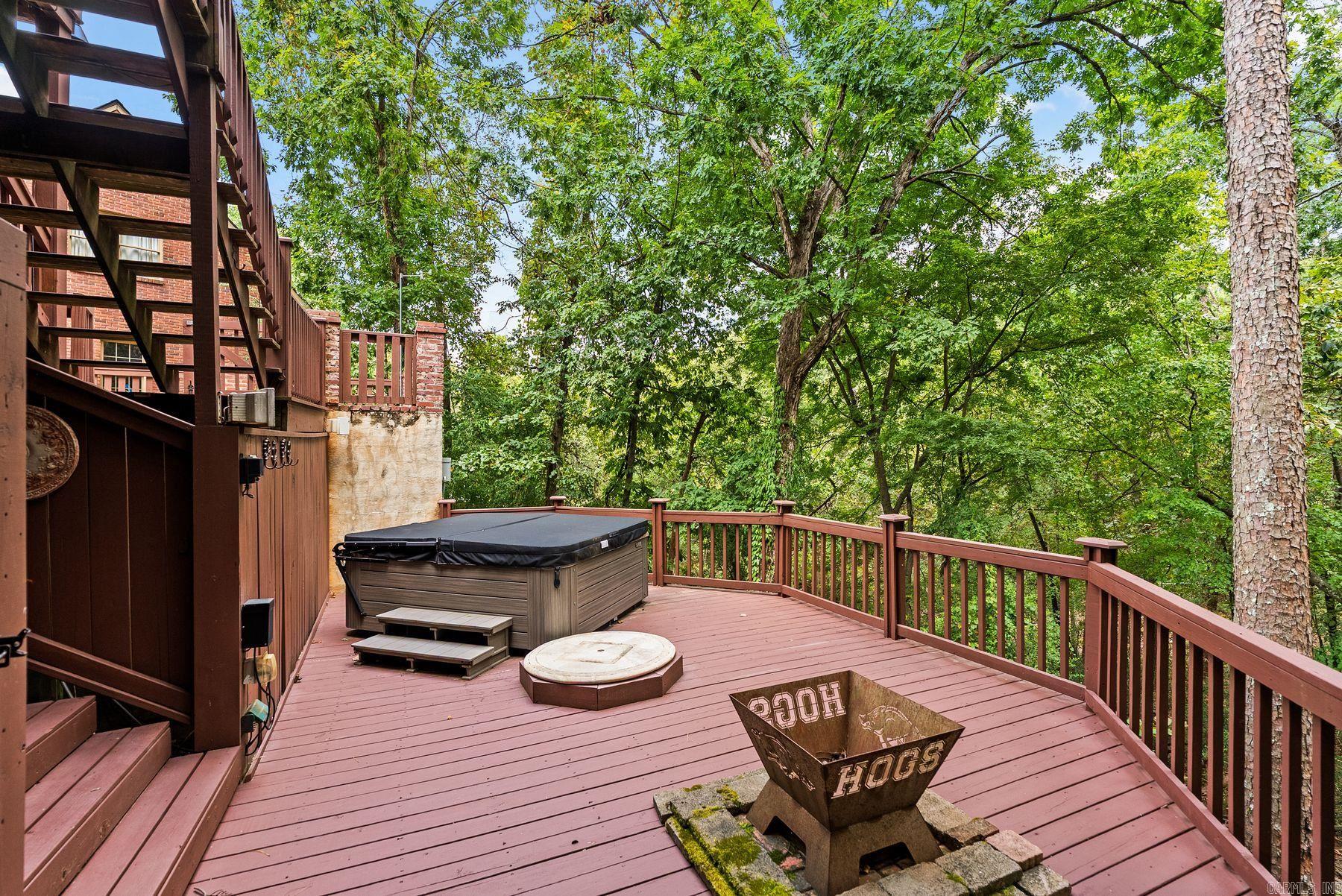5 Ridgeview Court Little Rock, AR 72227