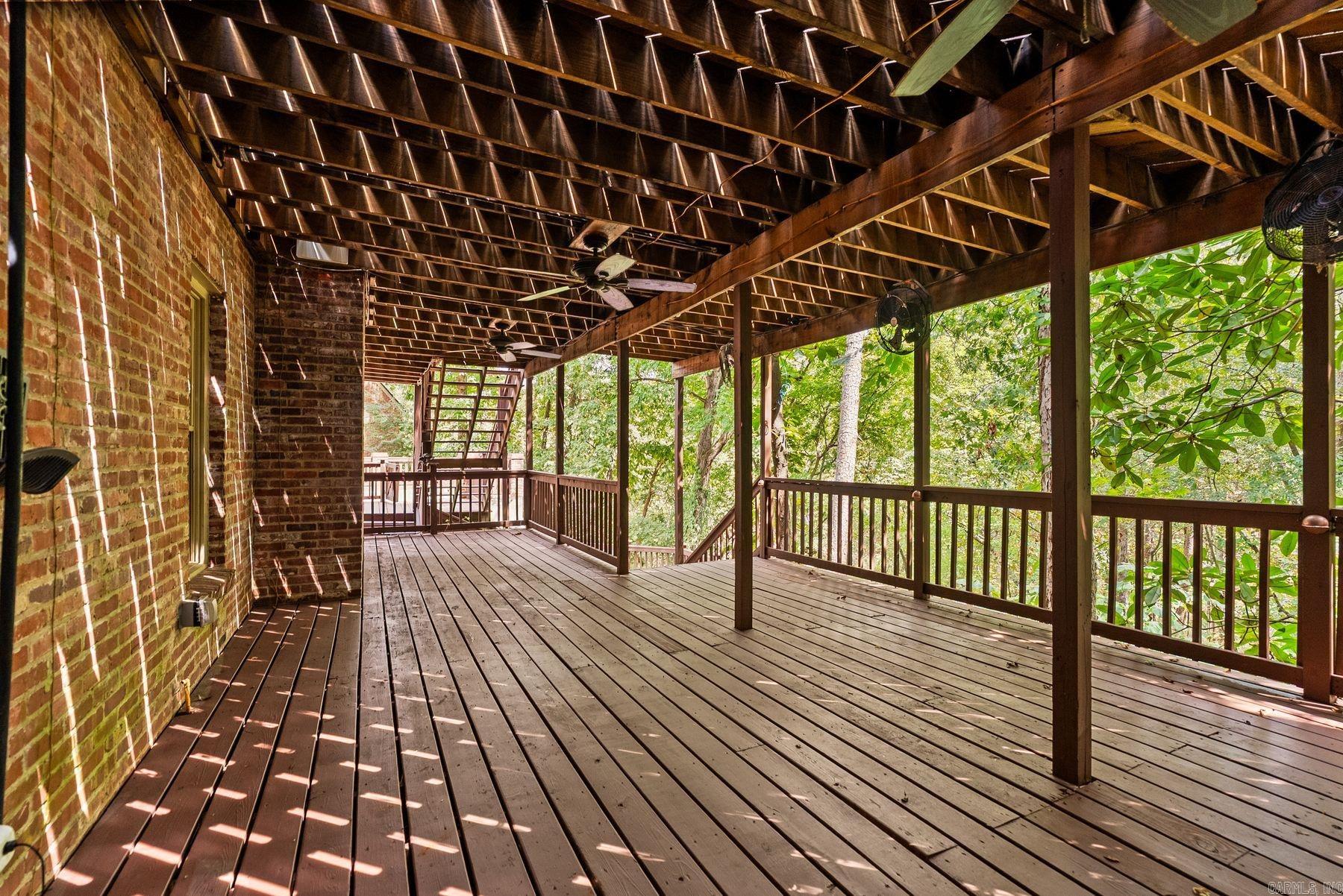 5 Ridgeview Court Little Rock, AR 72227