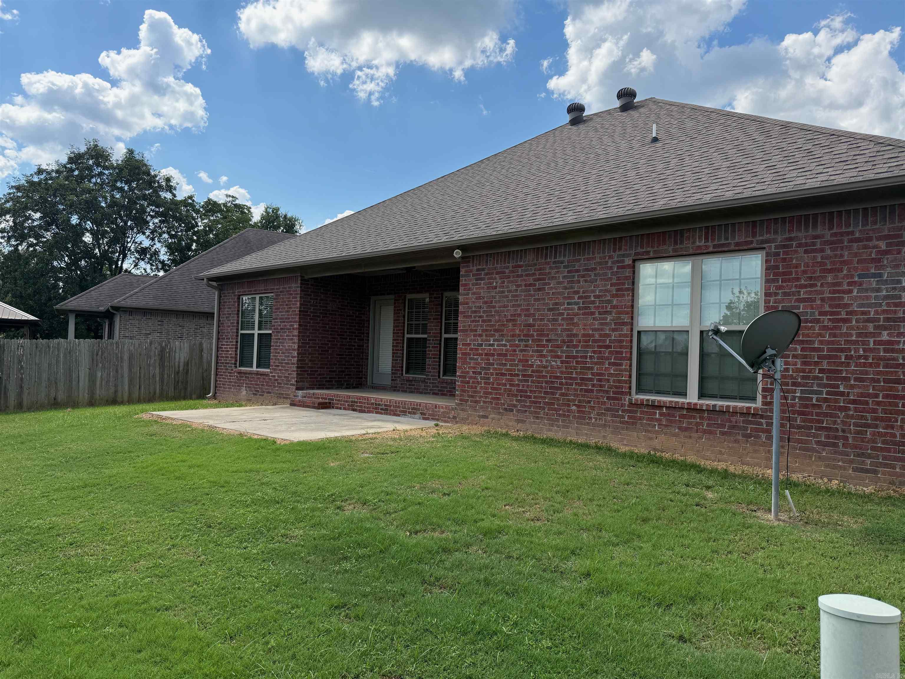 2505 EIGHTEEN  Conway, AR