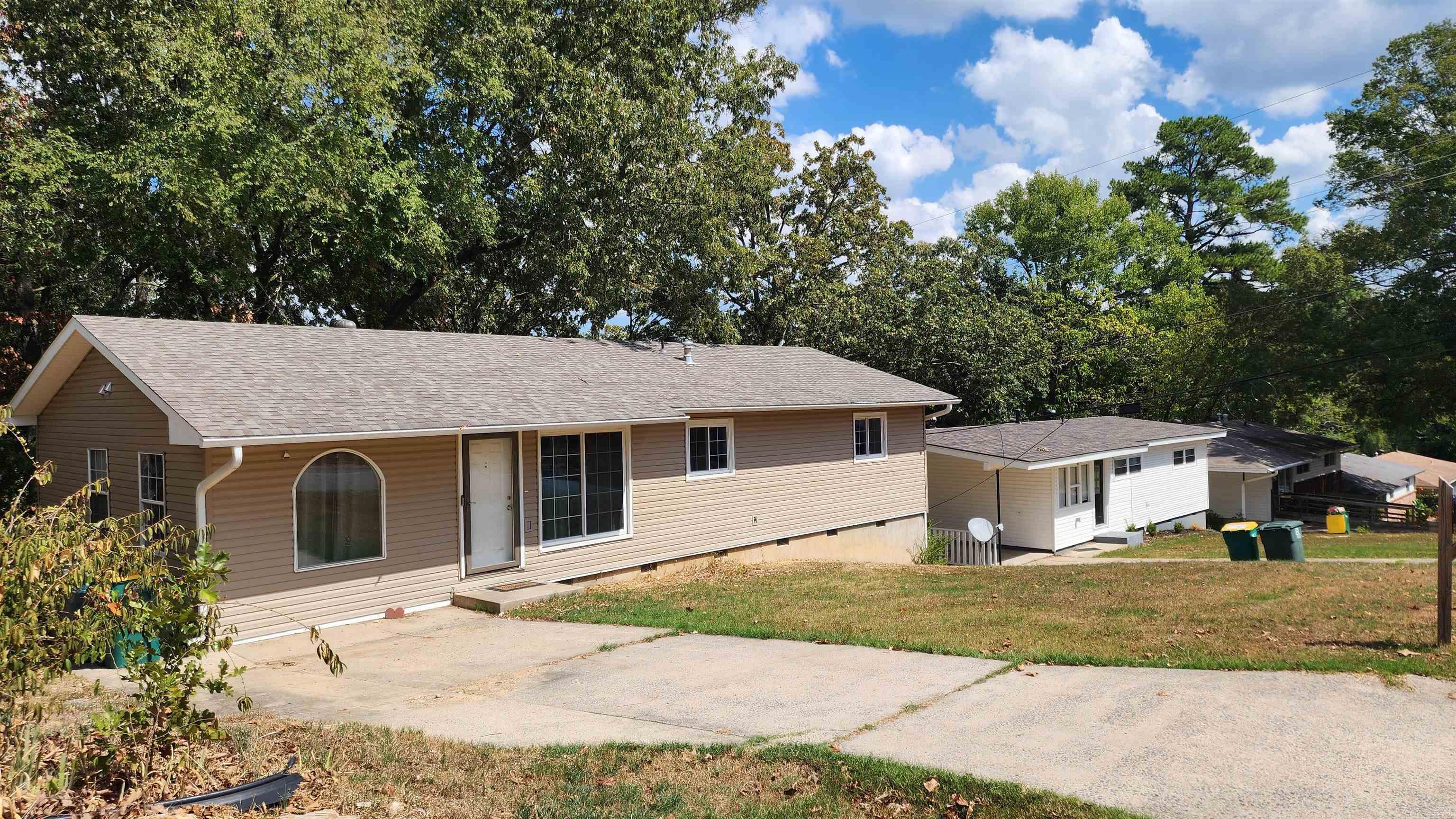 22  Southmont  Little Rock, AR