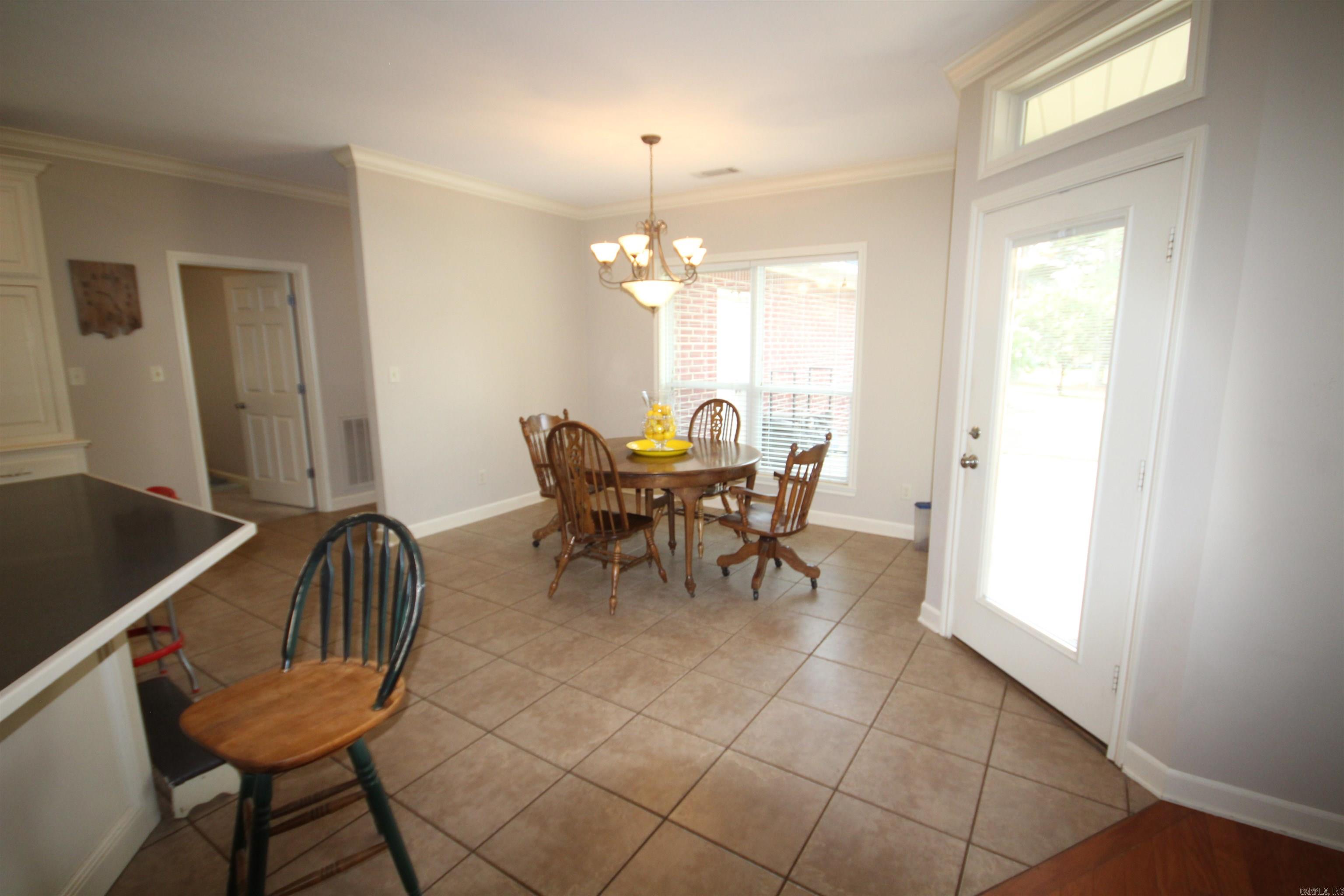 899 Deerwood Ln. Nashville, AR 71852