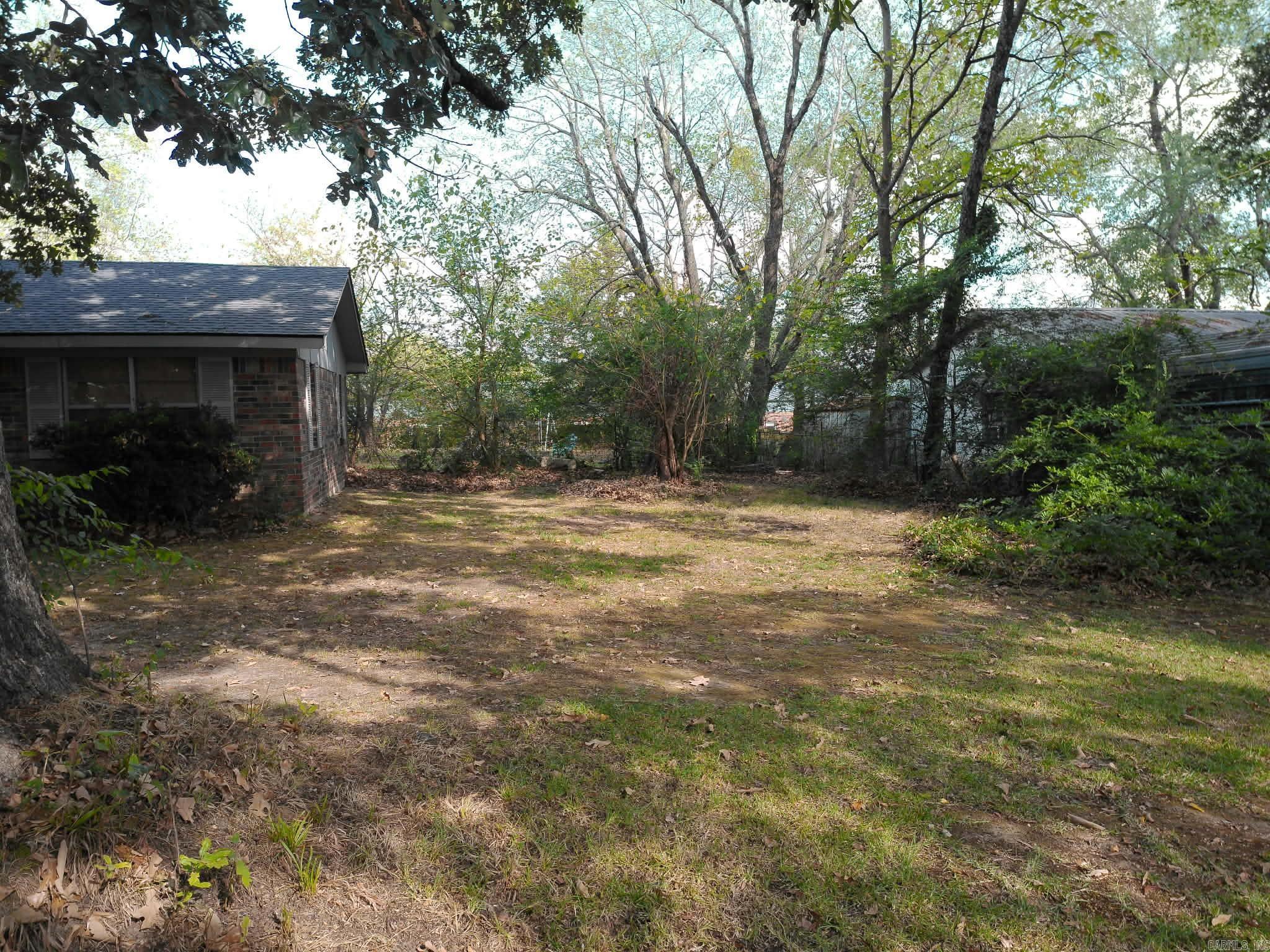 211 N Polk St.  Mena, AR