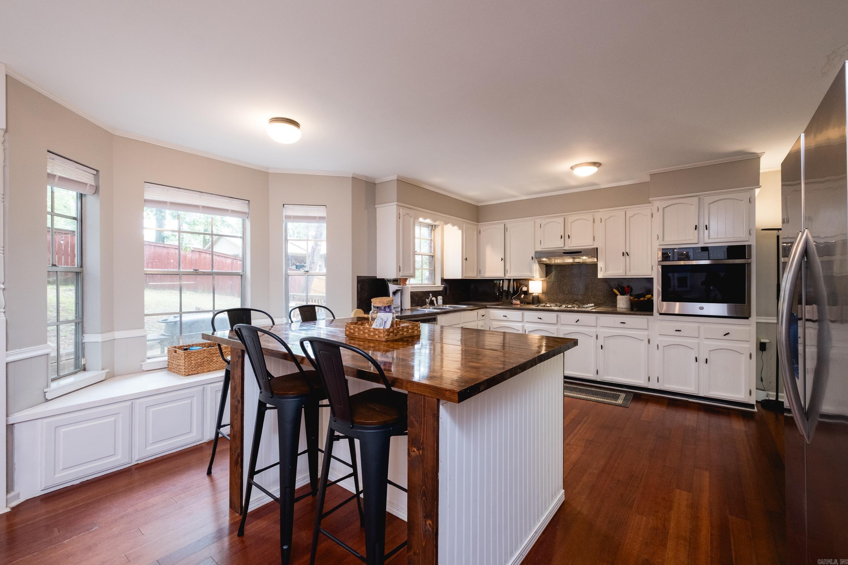 1723 Alberta Drive — photo 4