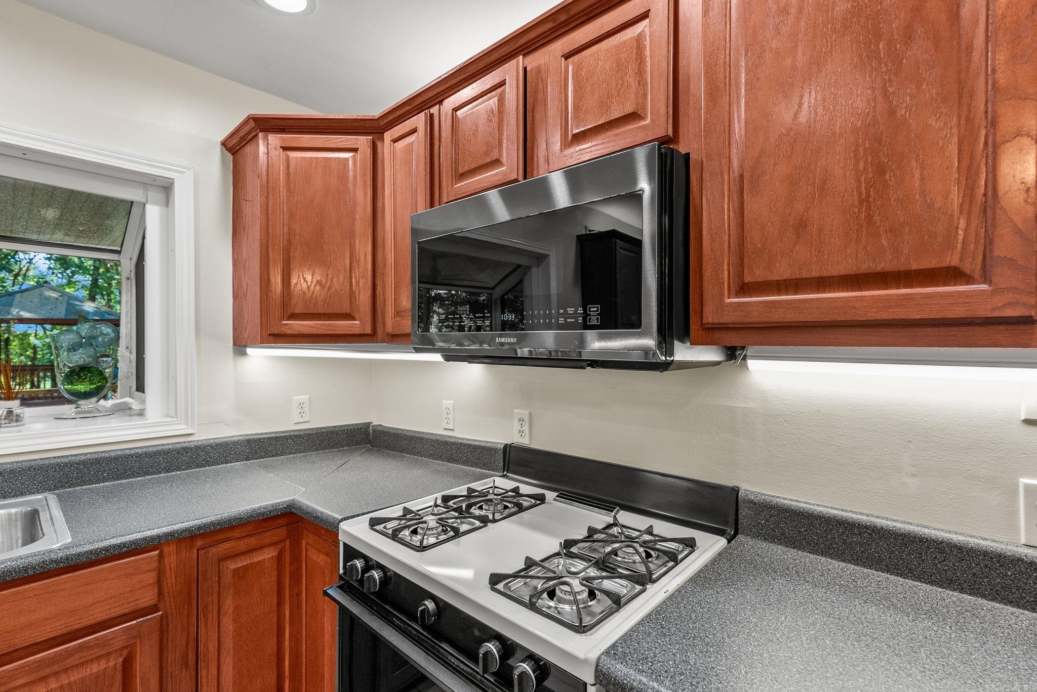 22335 Colonel Glenn Little Rock, AR 72210
