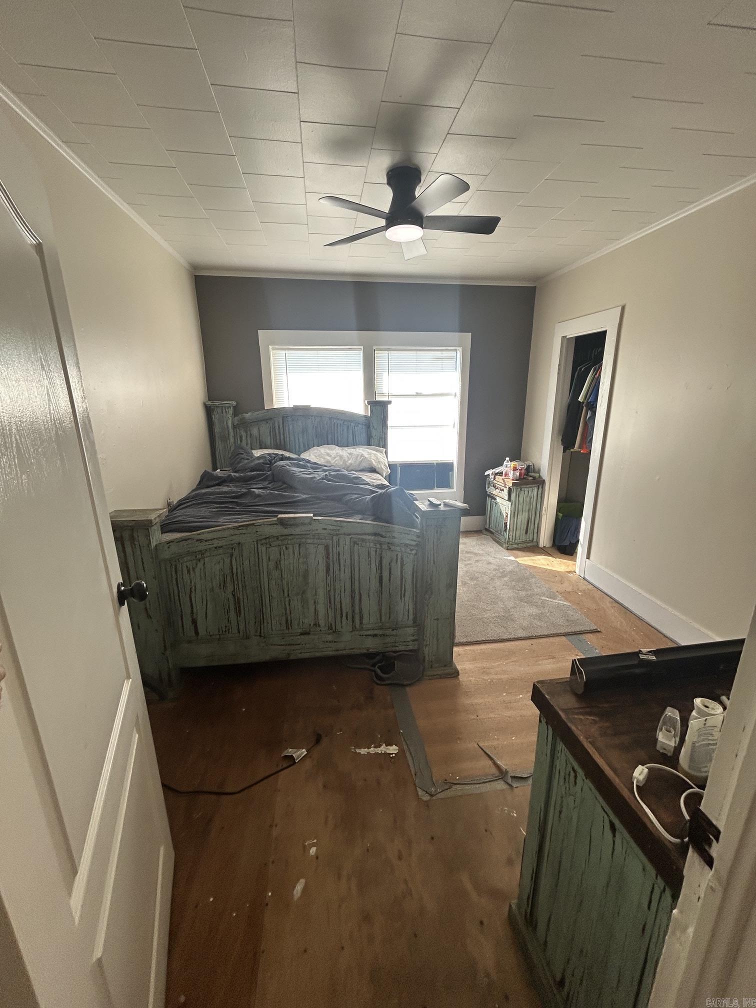 1907 N 65  Clinton, AR