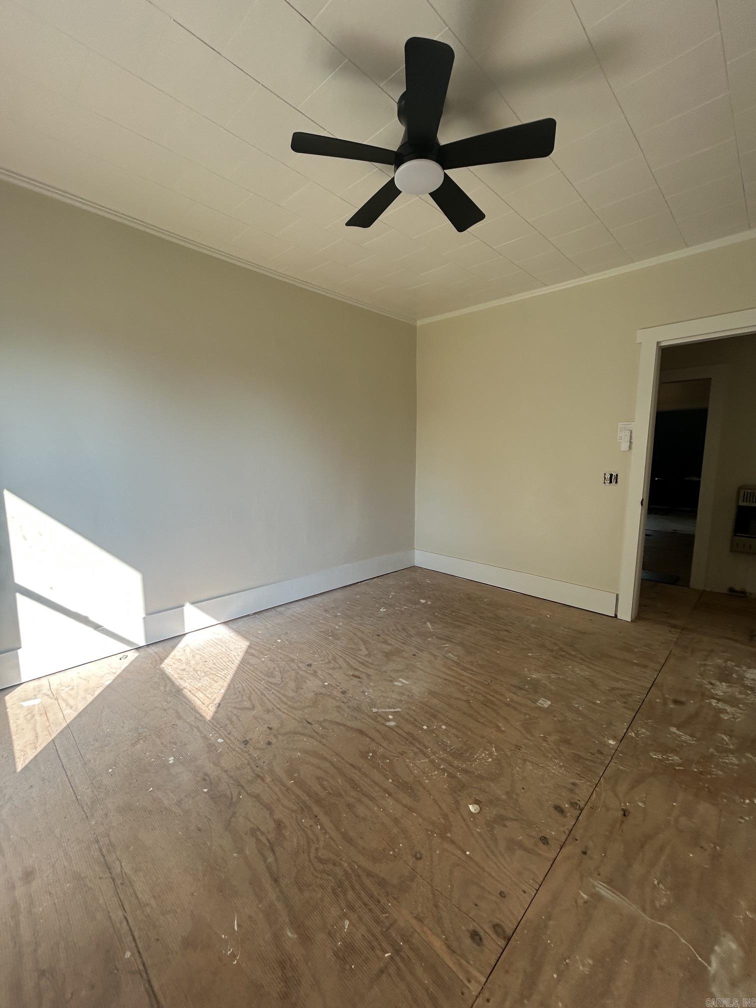 1907 N 65  Clinton, AR