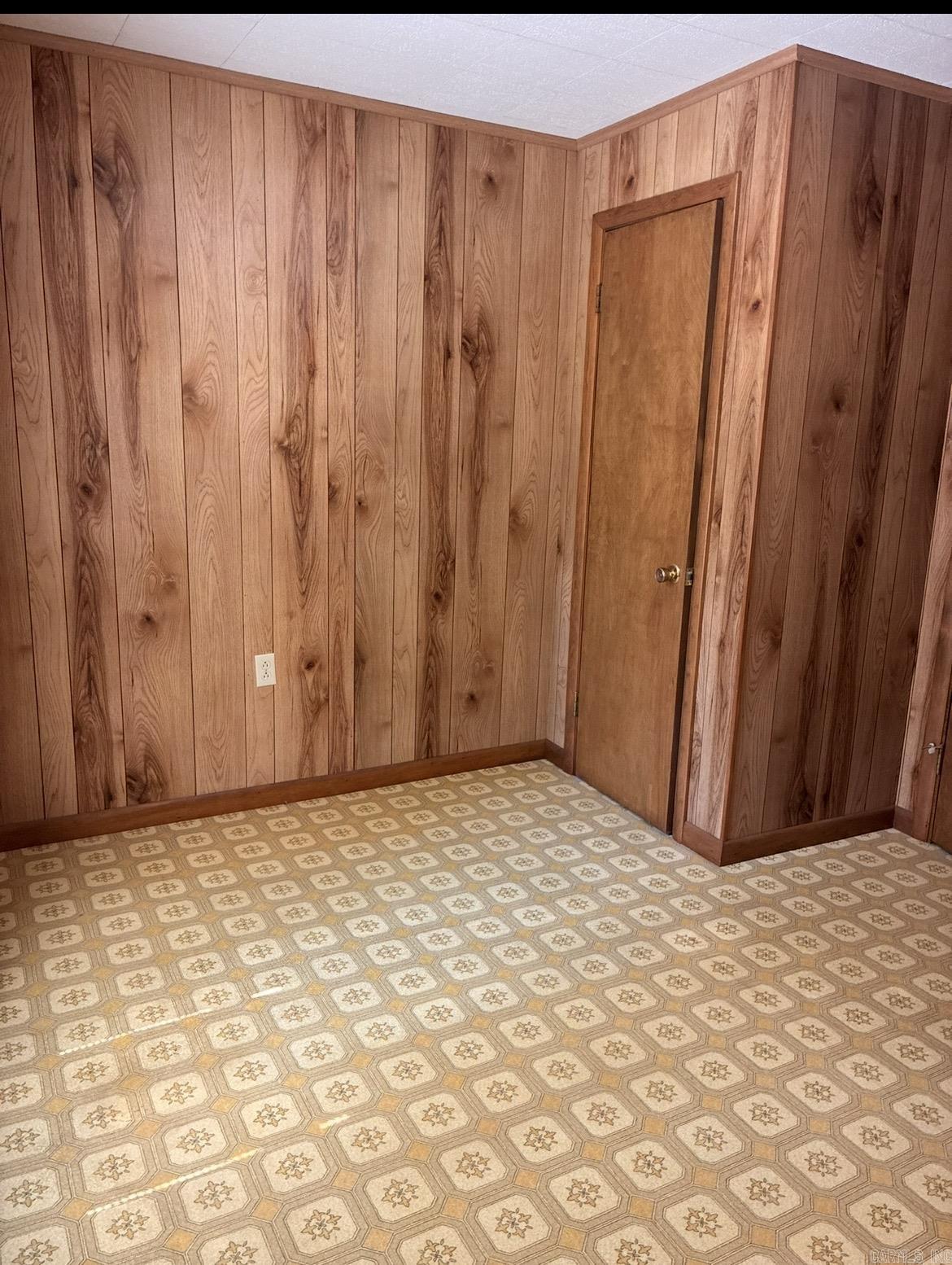 24 Ann  Conway, AR