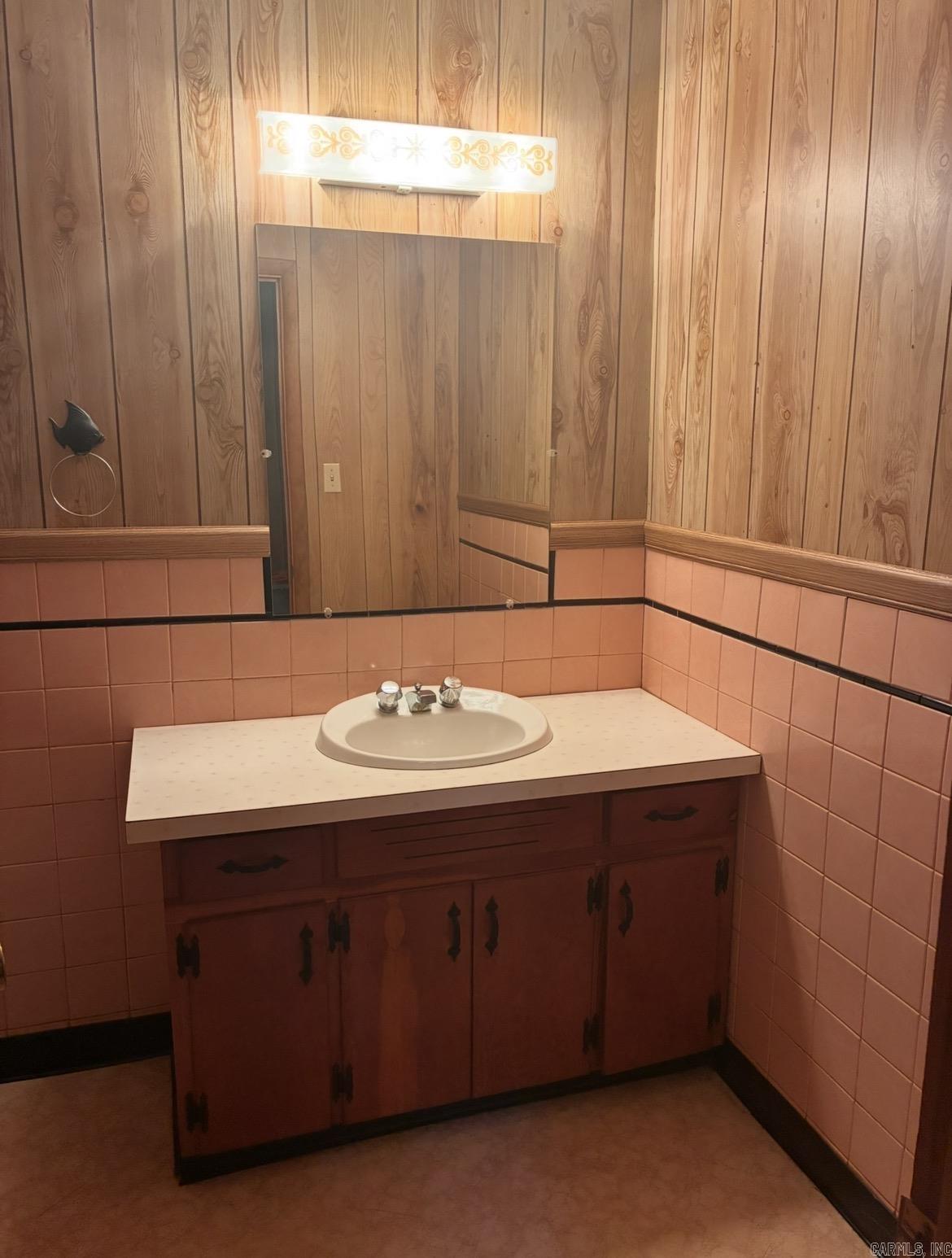 24 Ann  Conway, AR