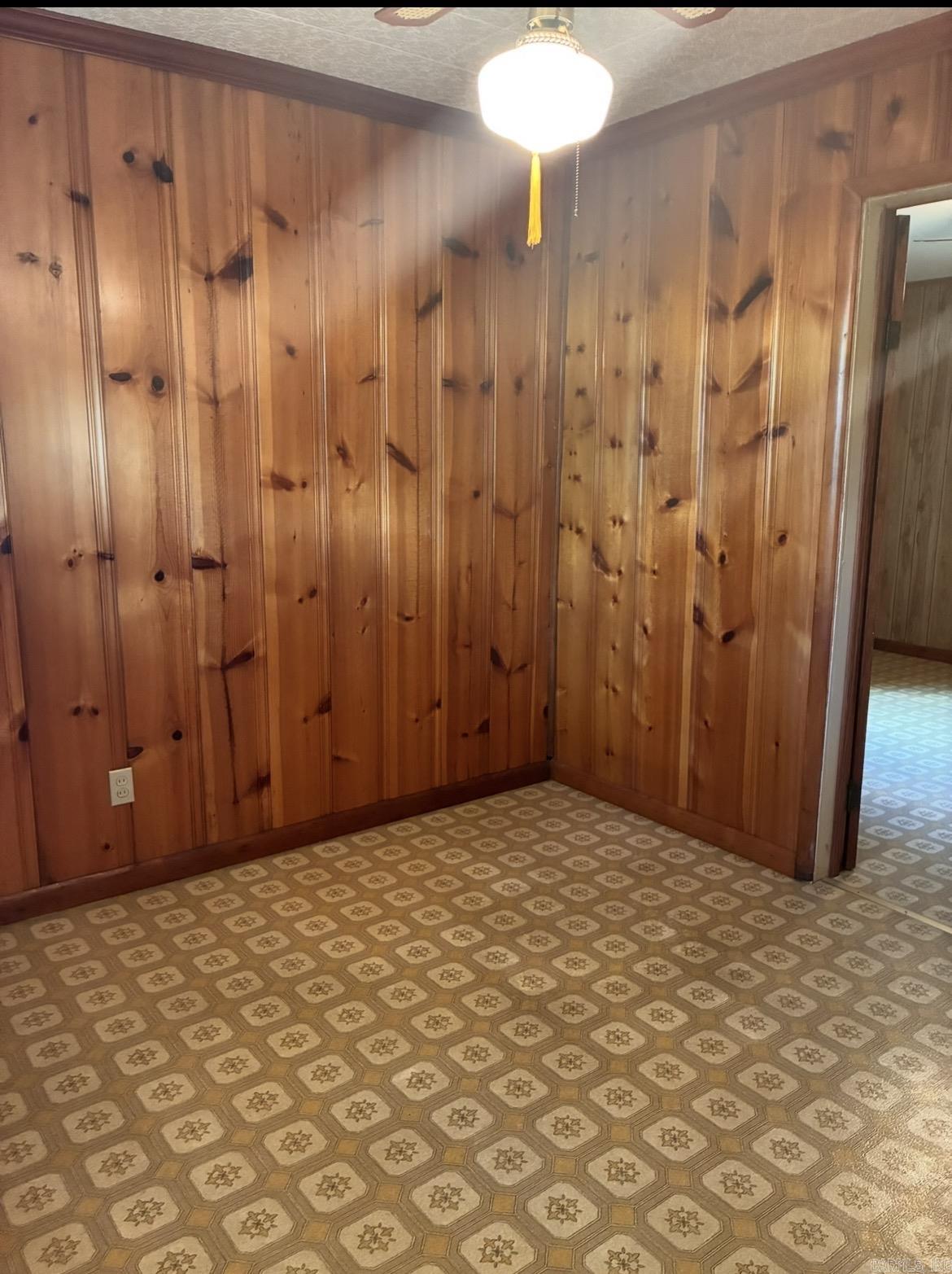 24 Ann  Conway, AR