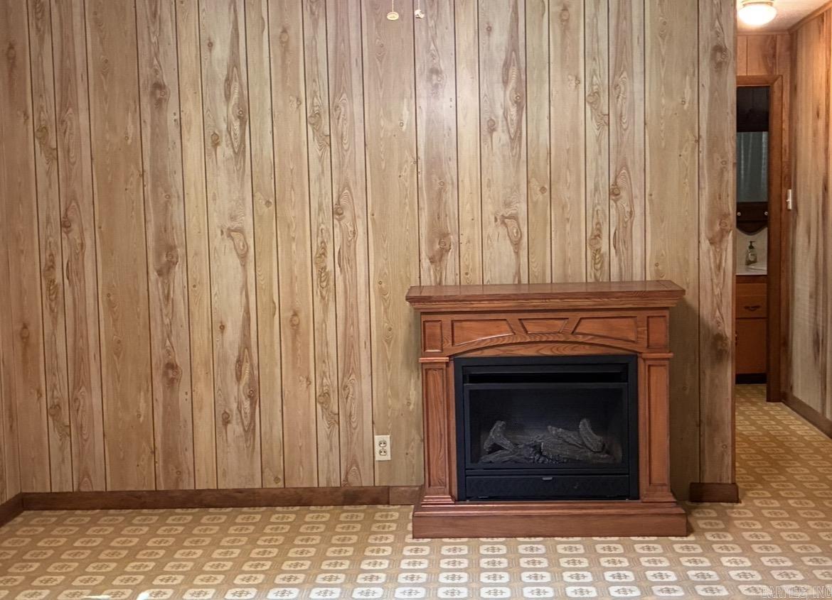 24 Ann  Conway, AR
