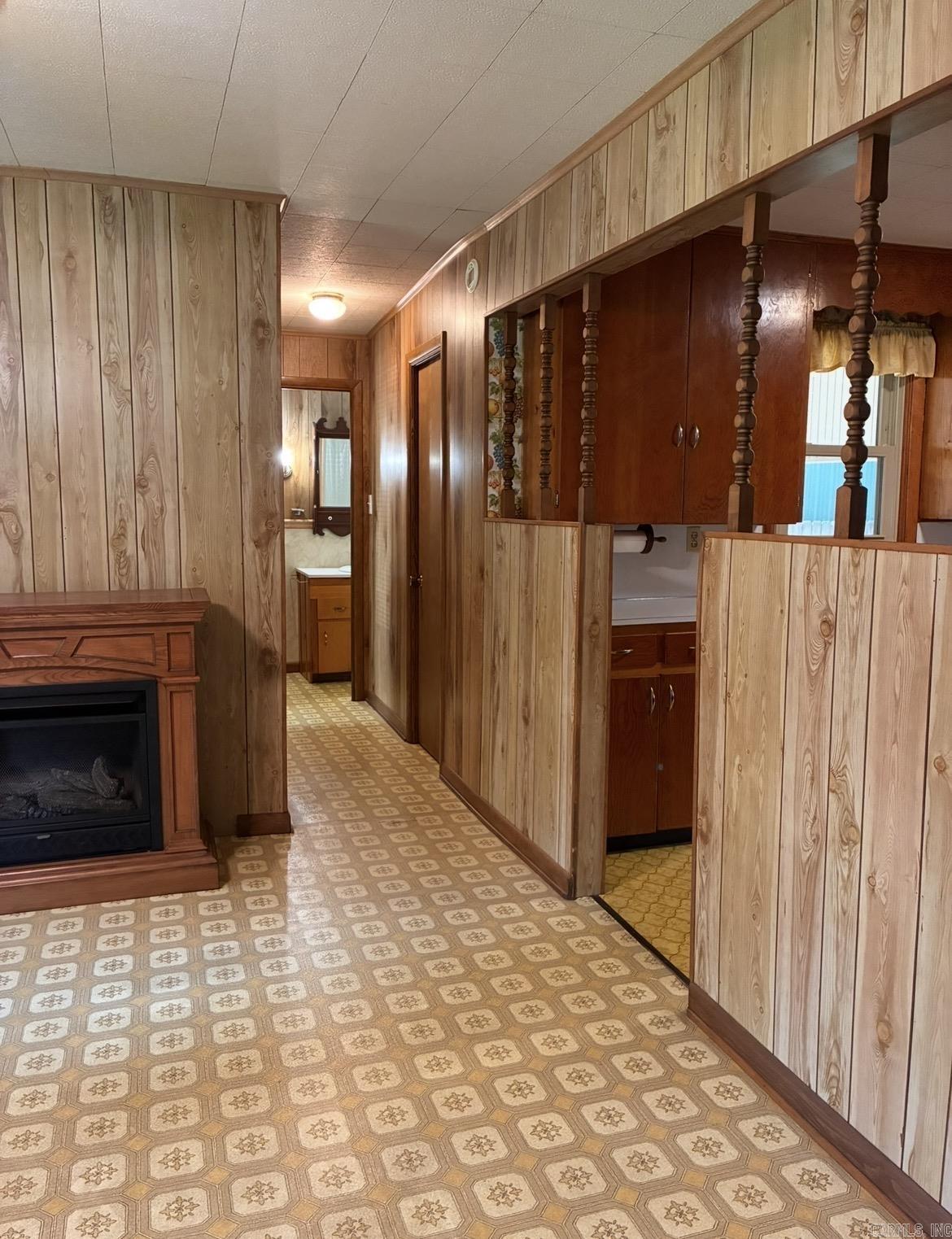 24 Ann  Conway, AR