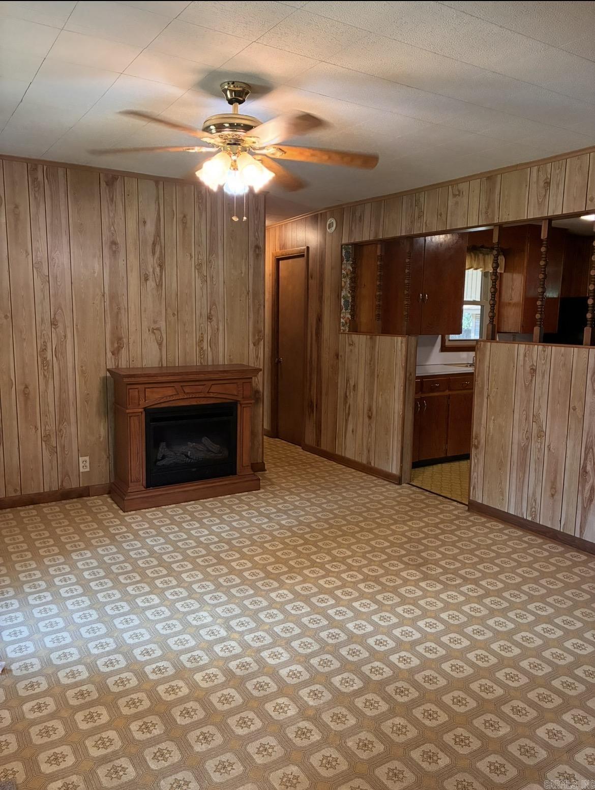 24 Ann  Conway, AR