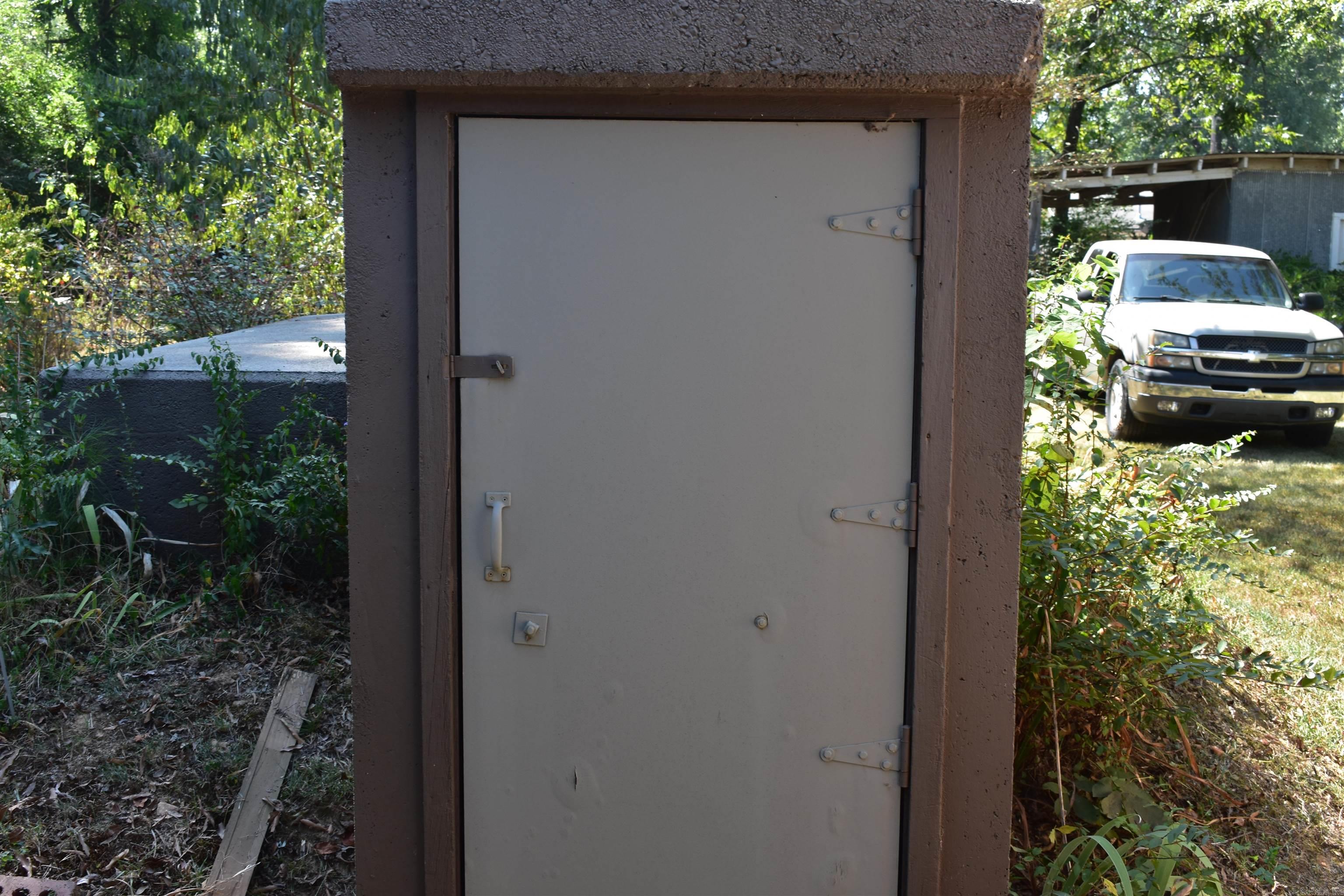 1721 W Arch — photo 5