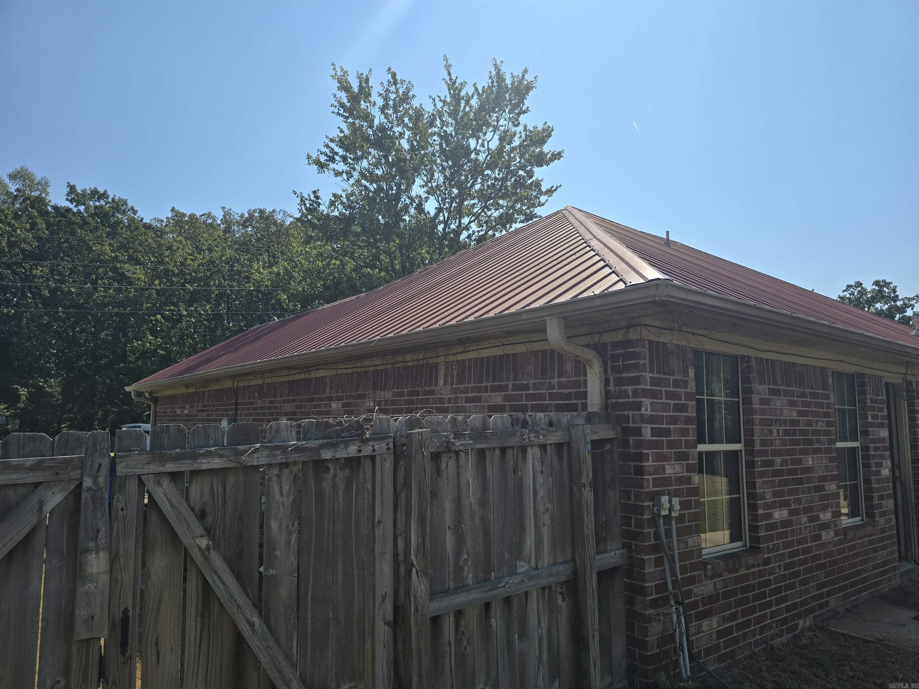 47 Garrett Rd.  Greenbrier, AR