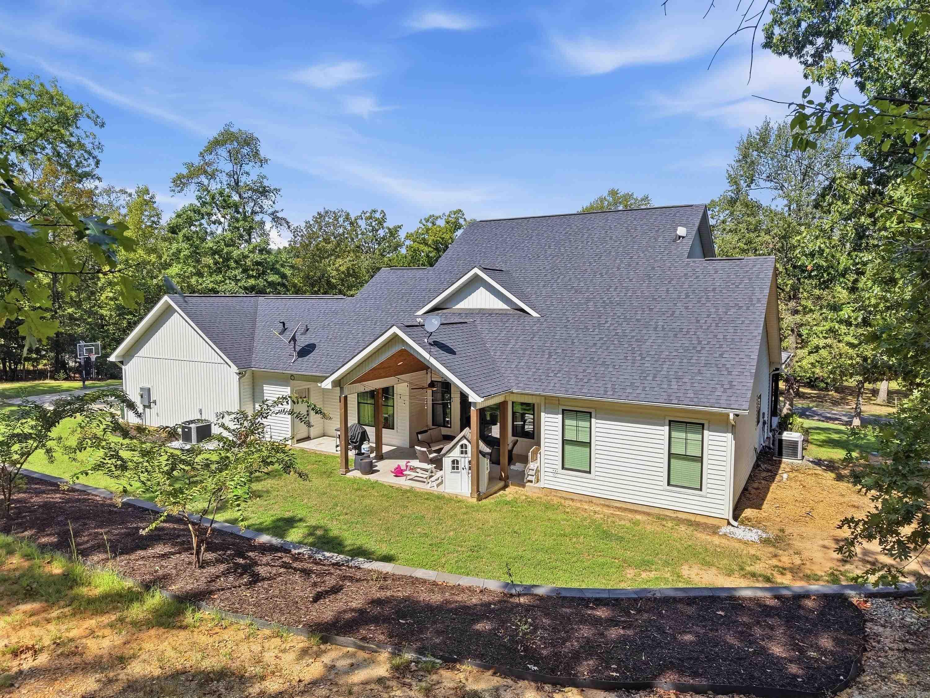 284 Northlake Cove Hot Springs, AR 71901