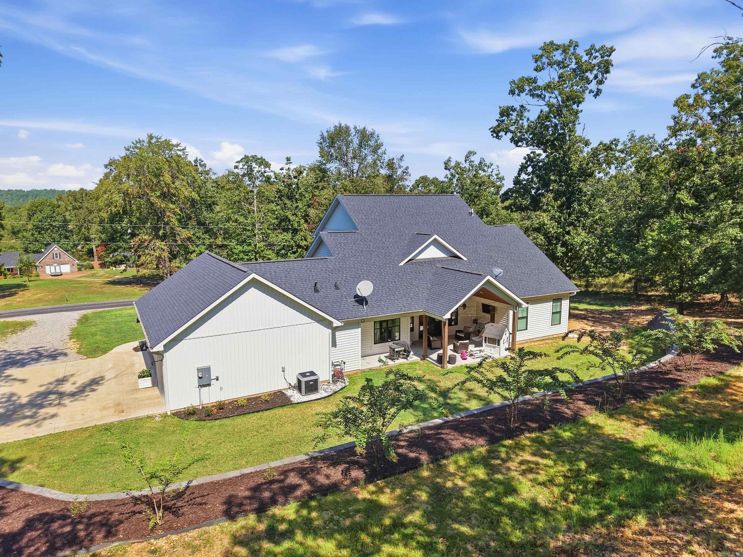 284 Northlake Cove Hot Springs, AR 71901