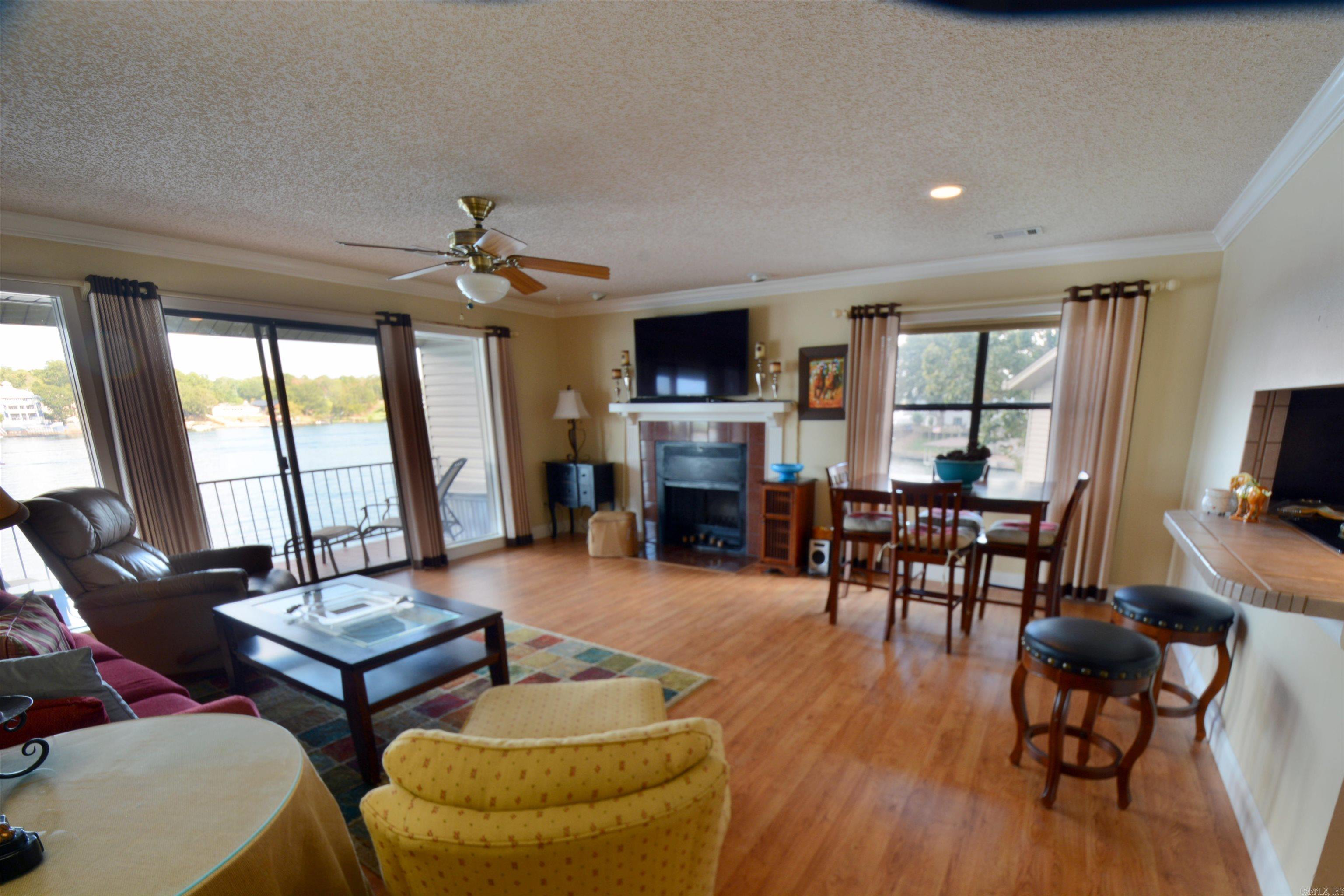 1319 AIRPORT  Hot Springs, AR