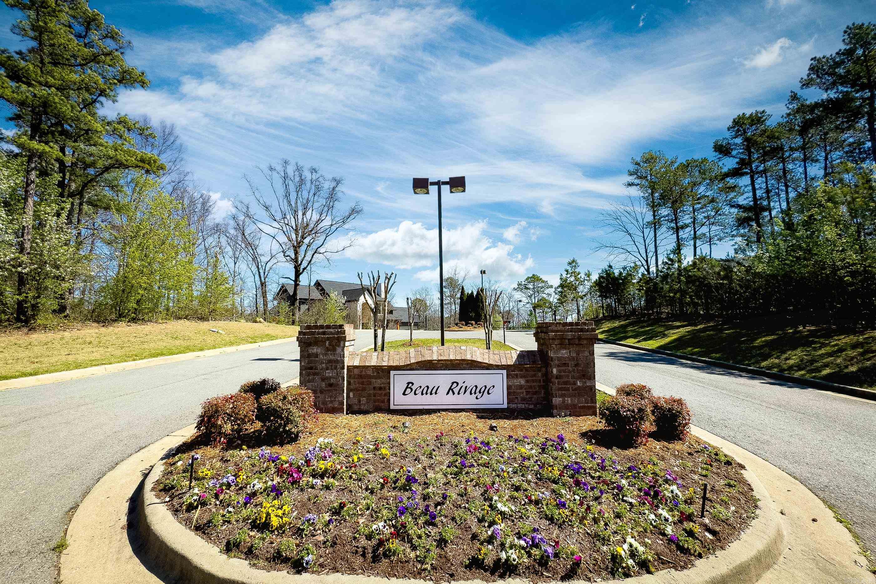 2 Beau Rivage Court — exterior