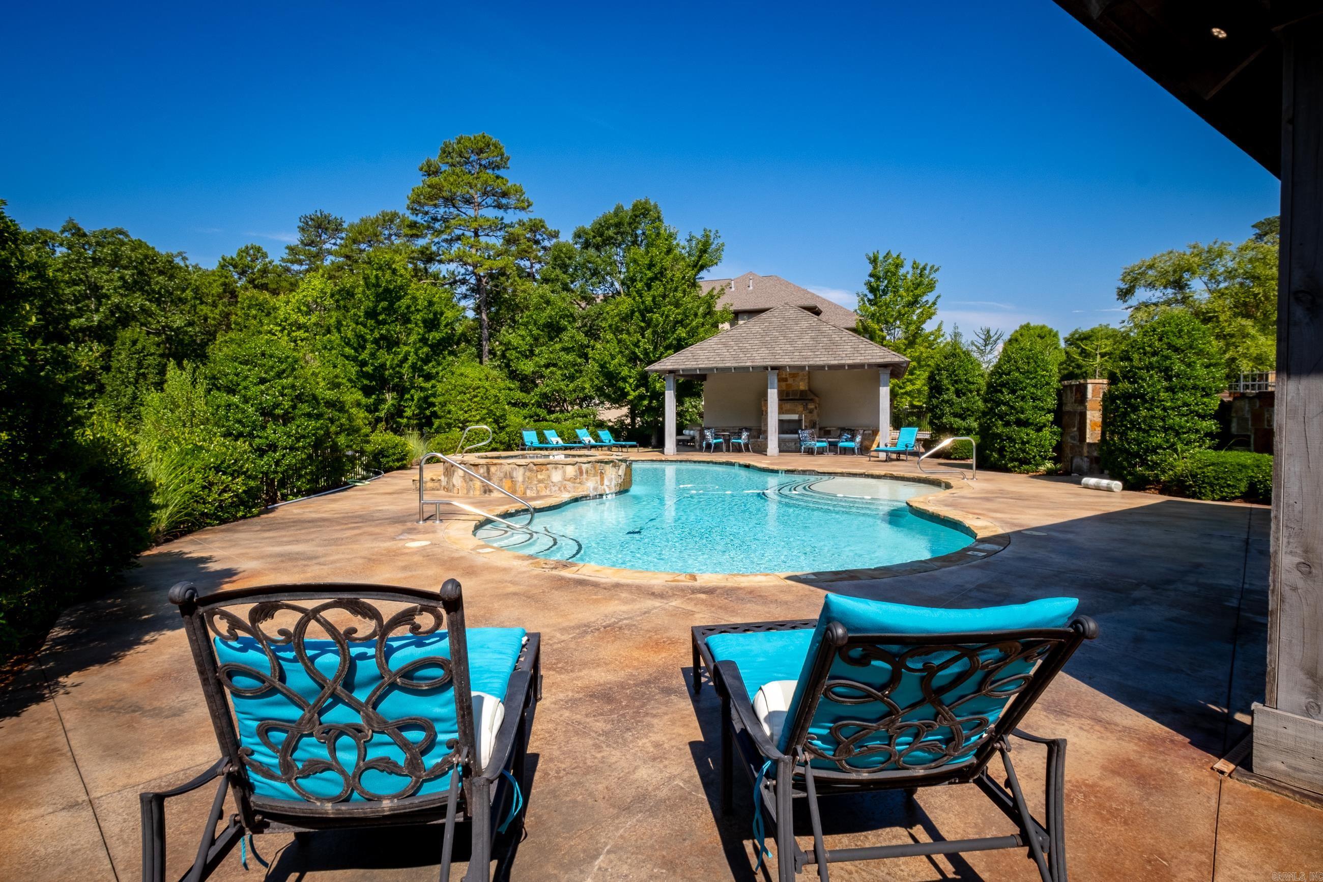 100 Vallon Ln  Little Rock, AR