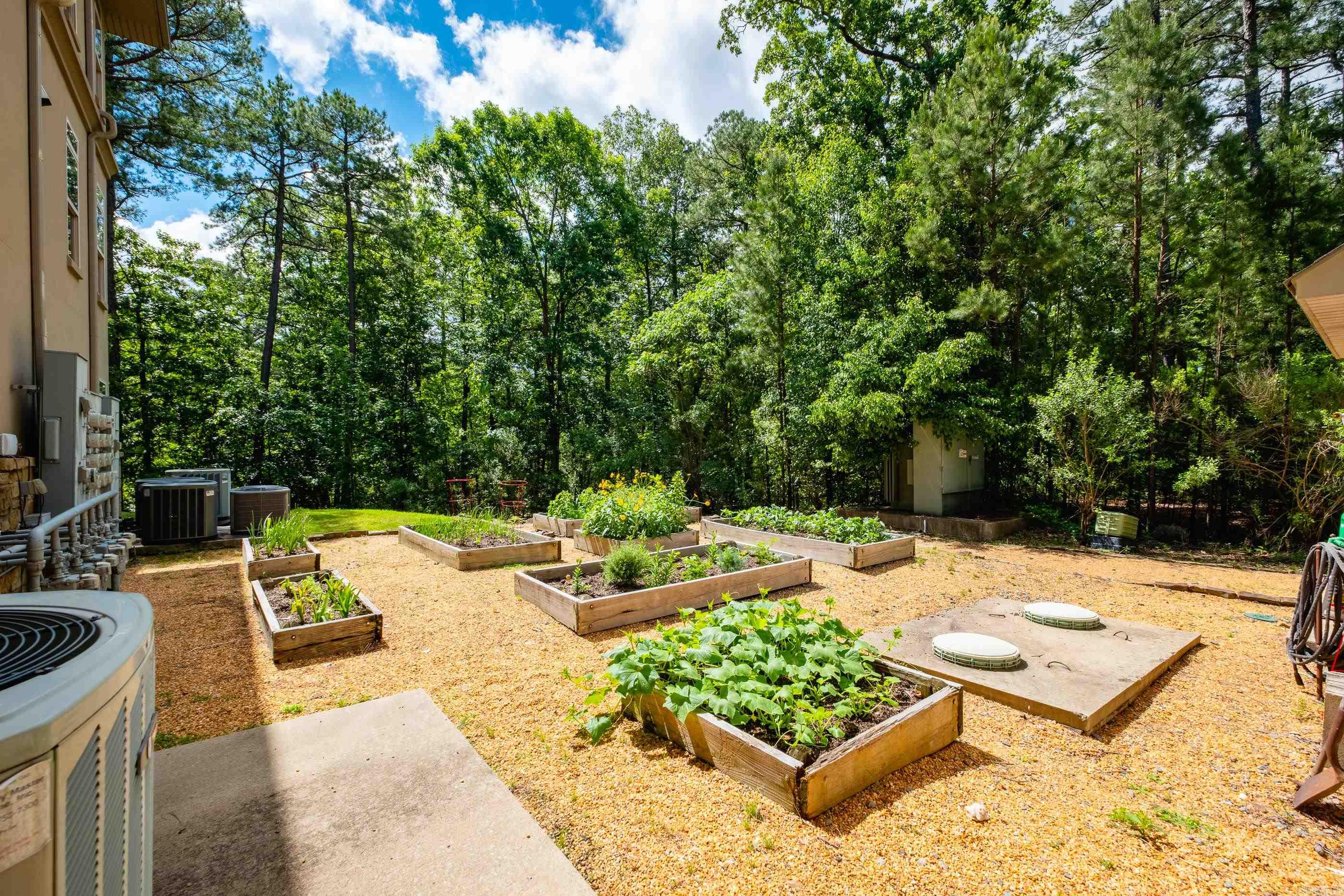100 Vallon Ln  Little Rock, AR
