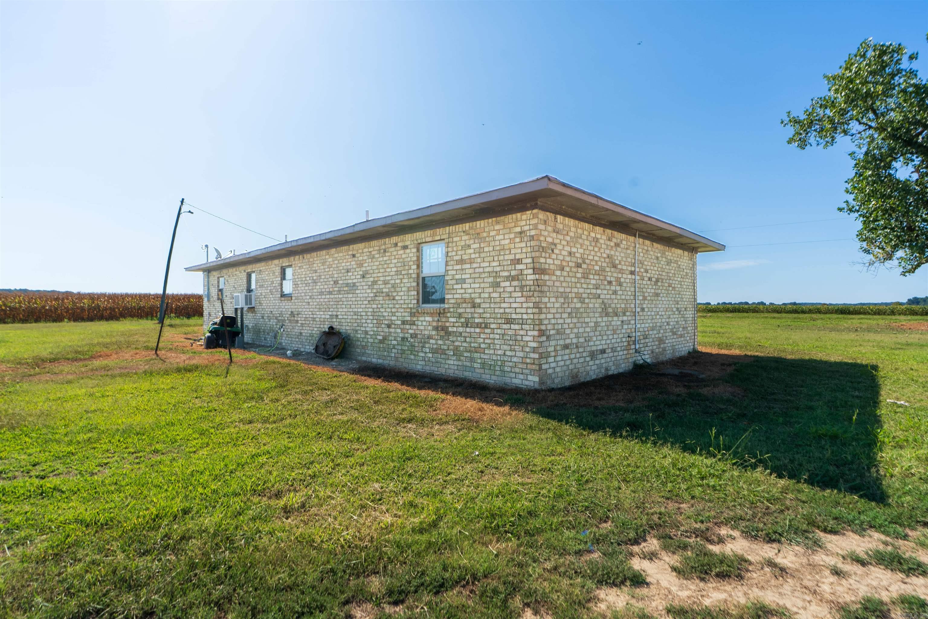 1407 Lee Road 248  Marianna, AR