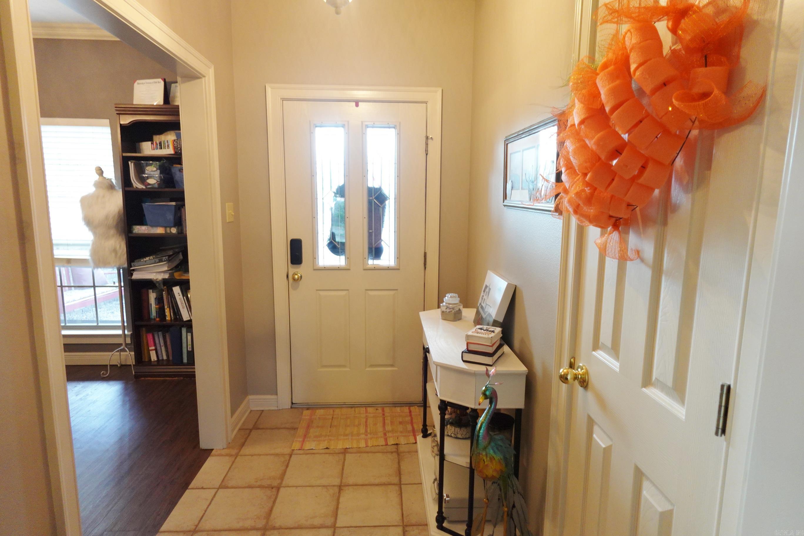 1120 Spatz Circle — photo 5
