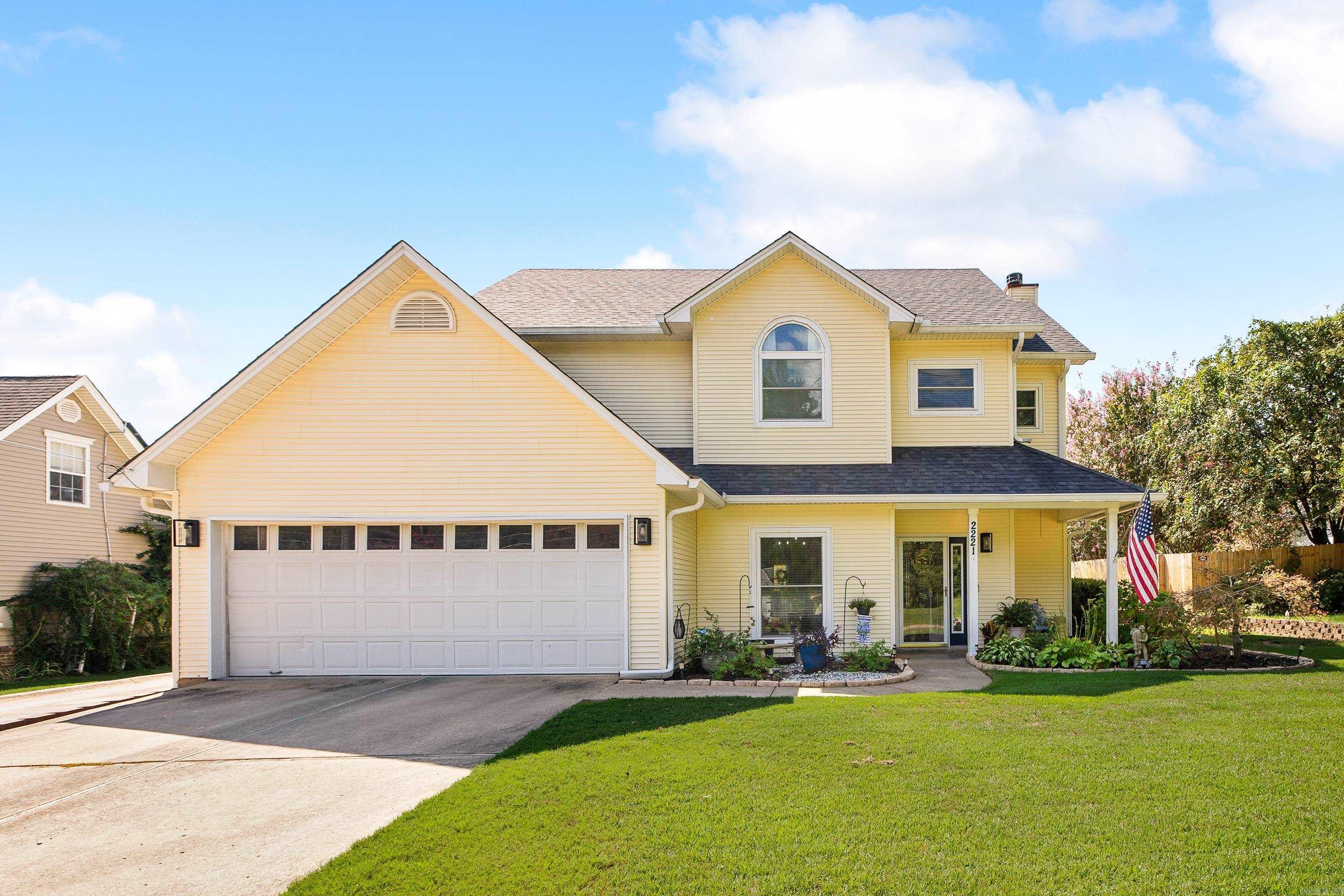 2221 E Longhills Road — exterior