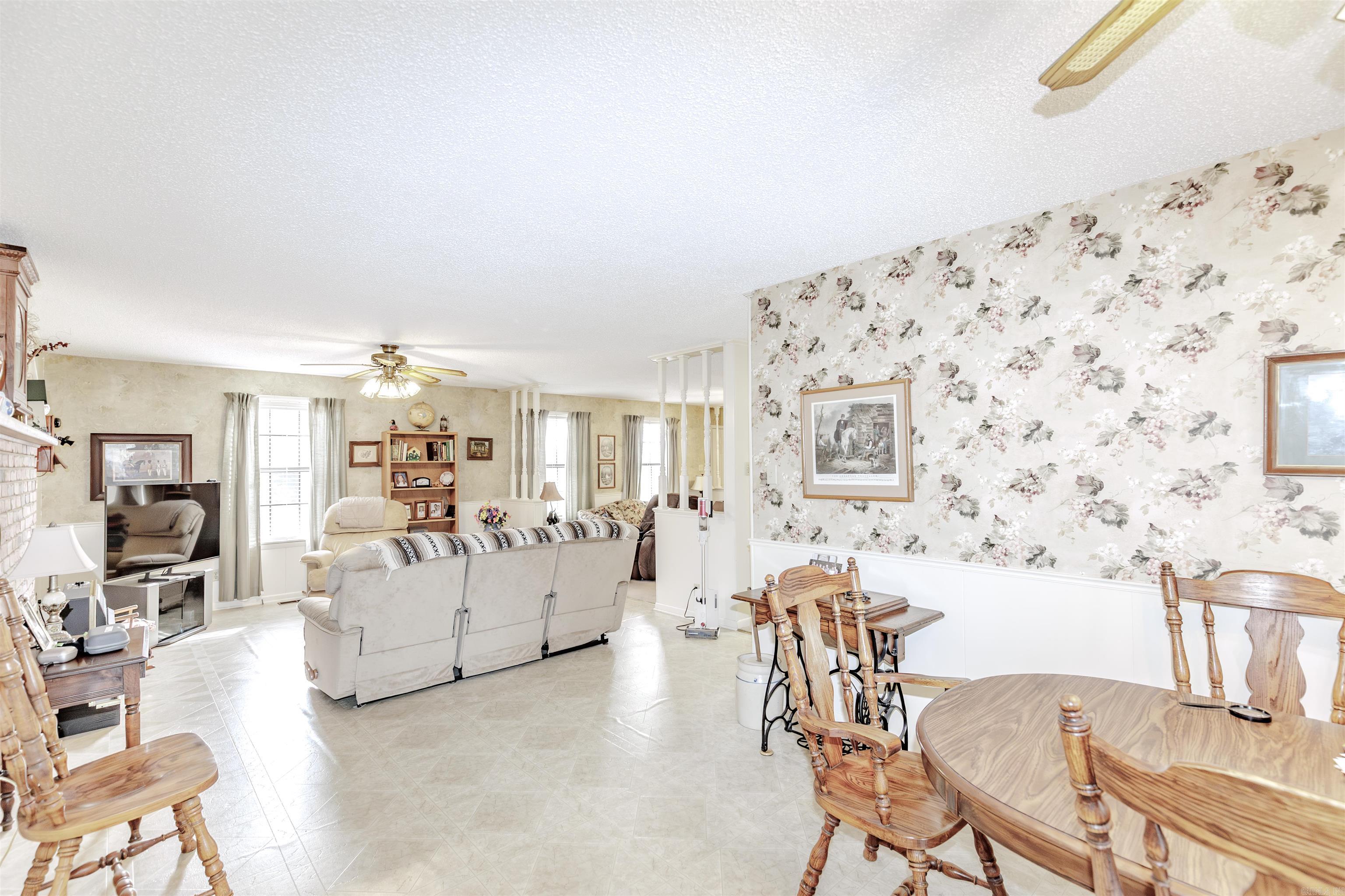 3438 W Highway 60  Perryville, AR