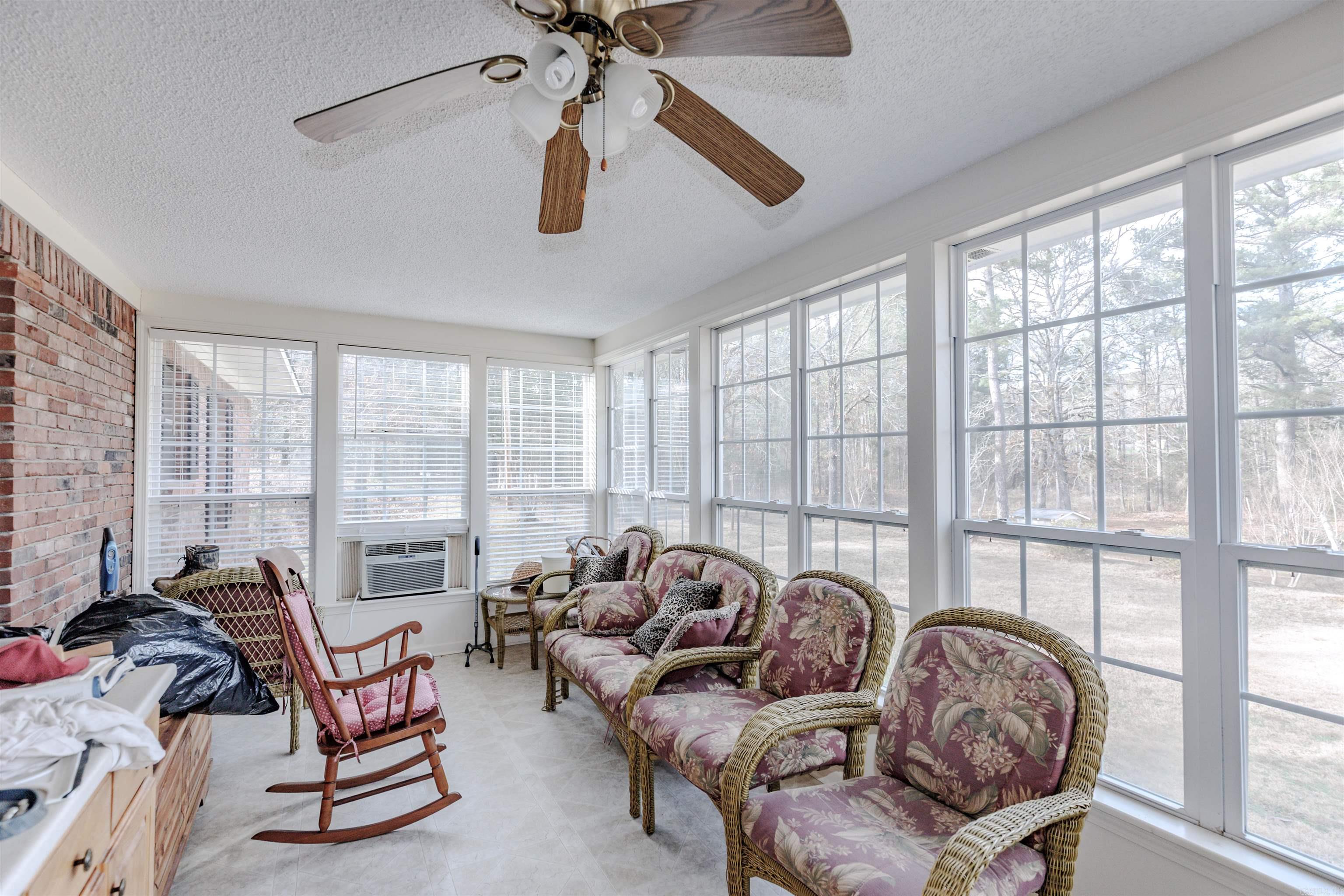 3438 W Highway 60  Perryville, AR