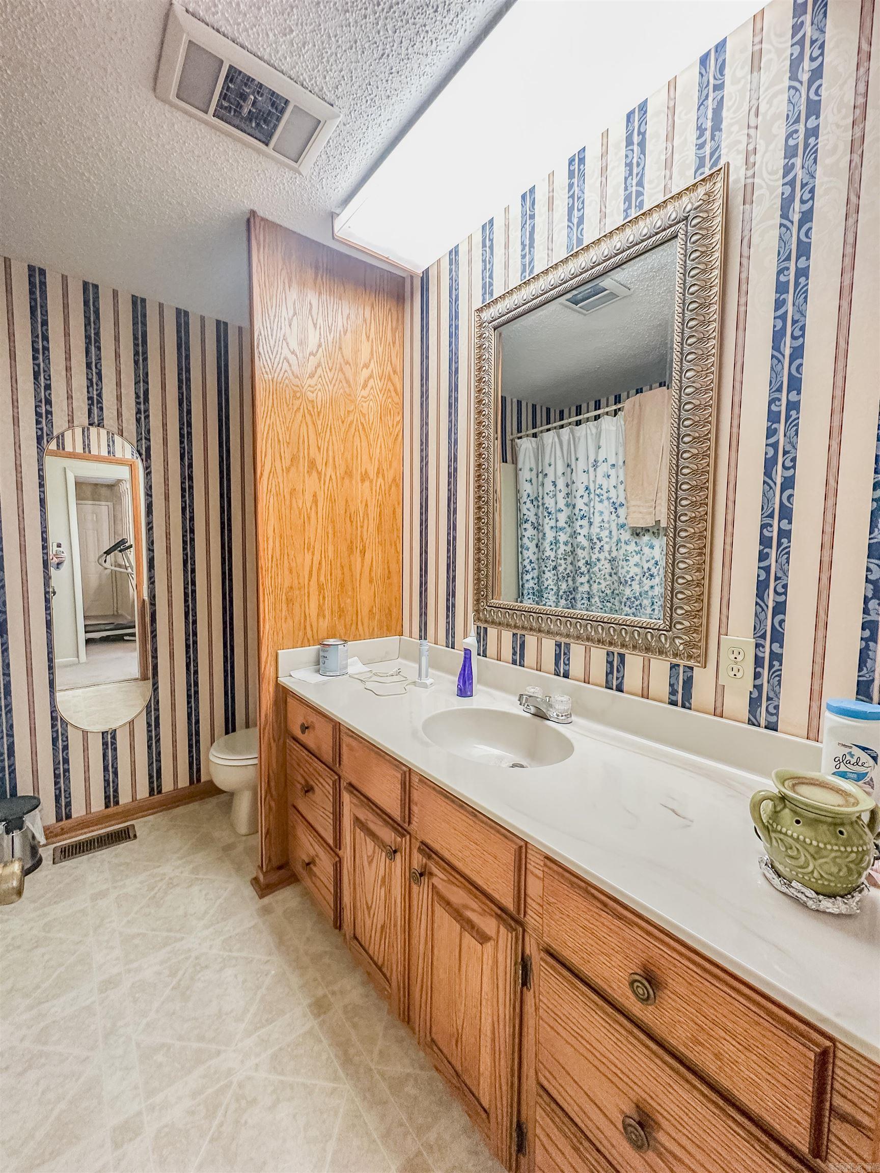 3438 W Highway 60  Perryville, AR