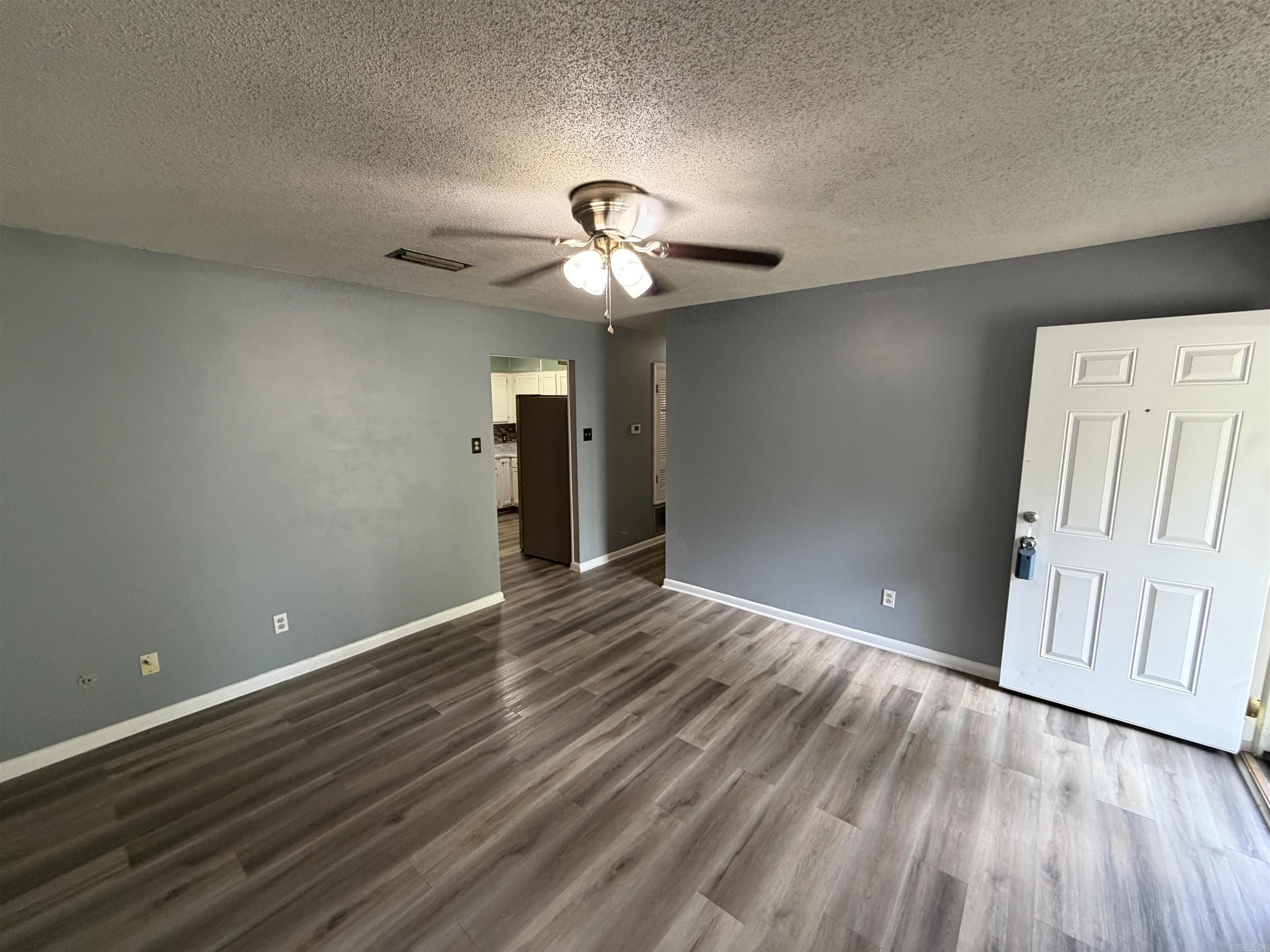 117 Harold St — photo 4