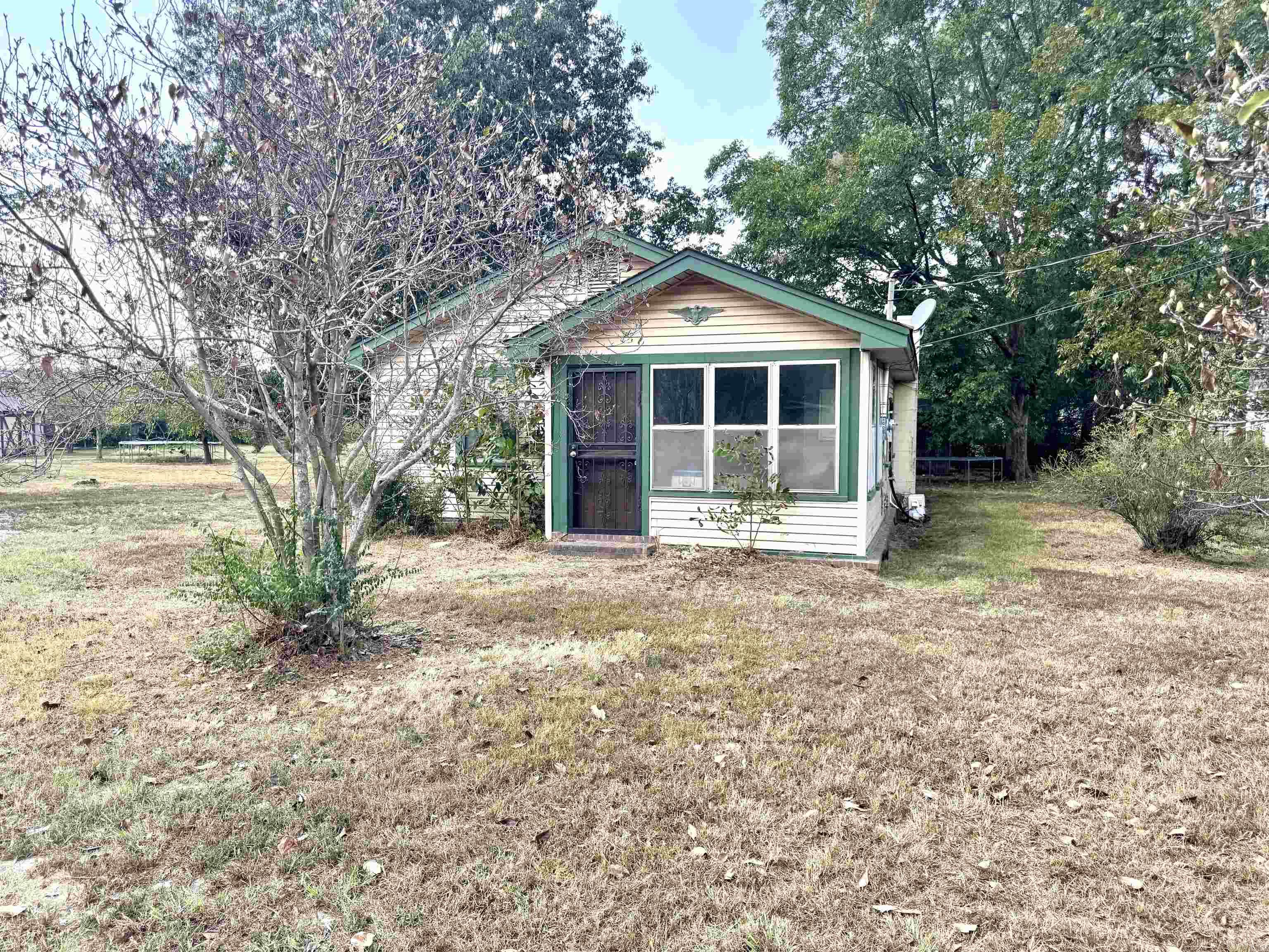 103 N Oak  Brookland, AR