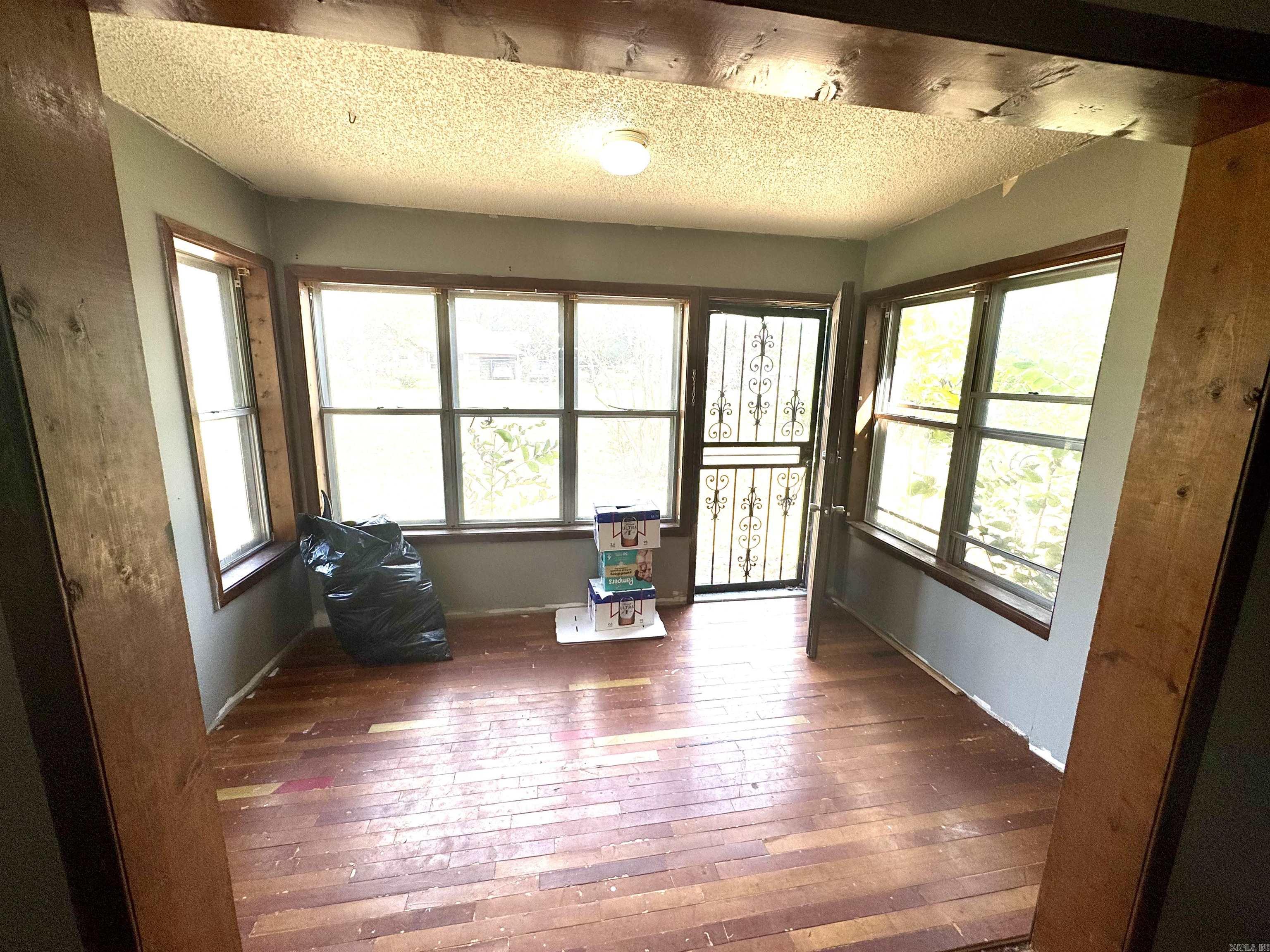 103 N Oak  Brookland, AR