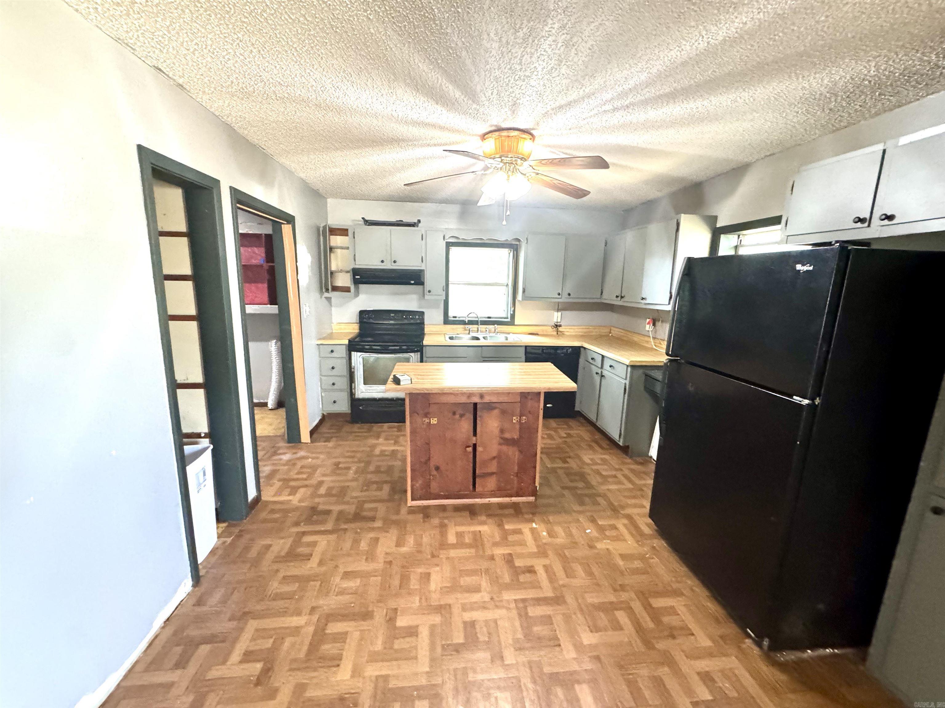 103 N Oak  Brookland, AR