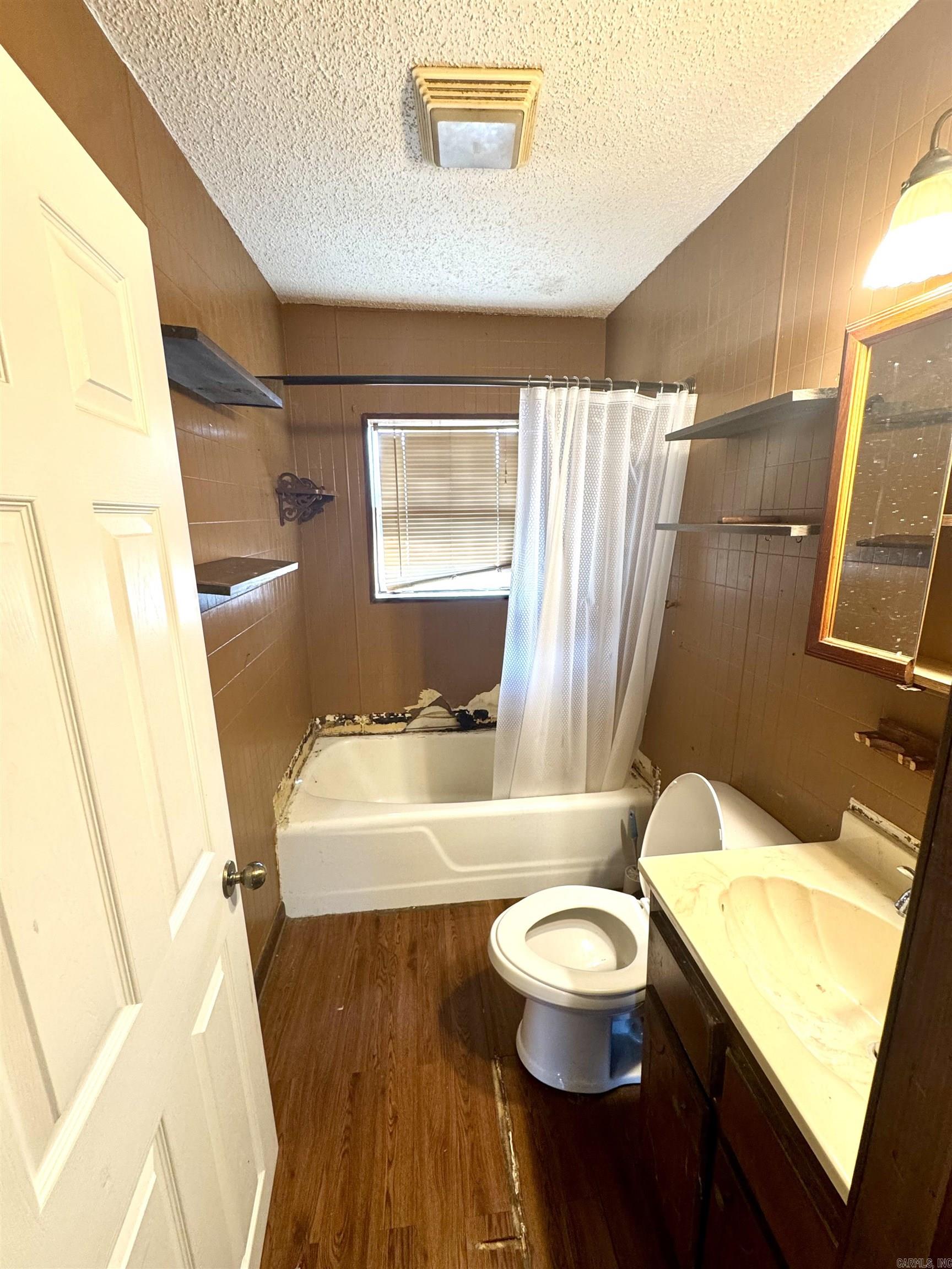 103 N Oak  Brookland, AR