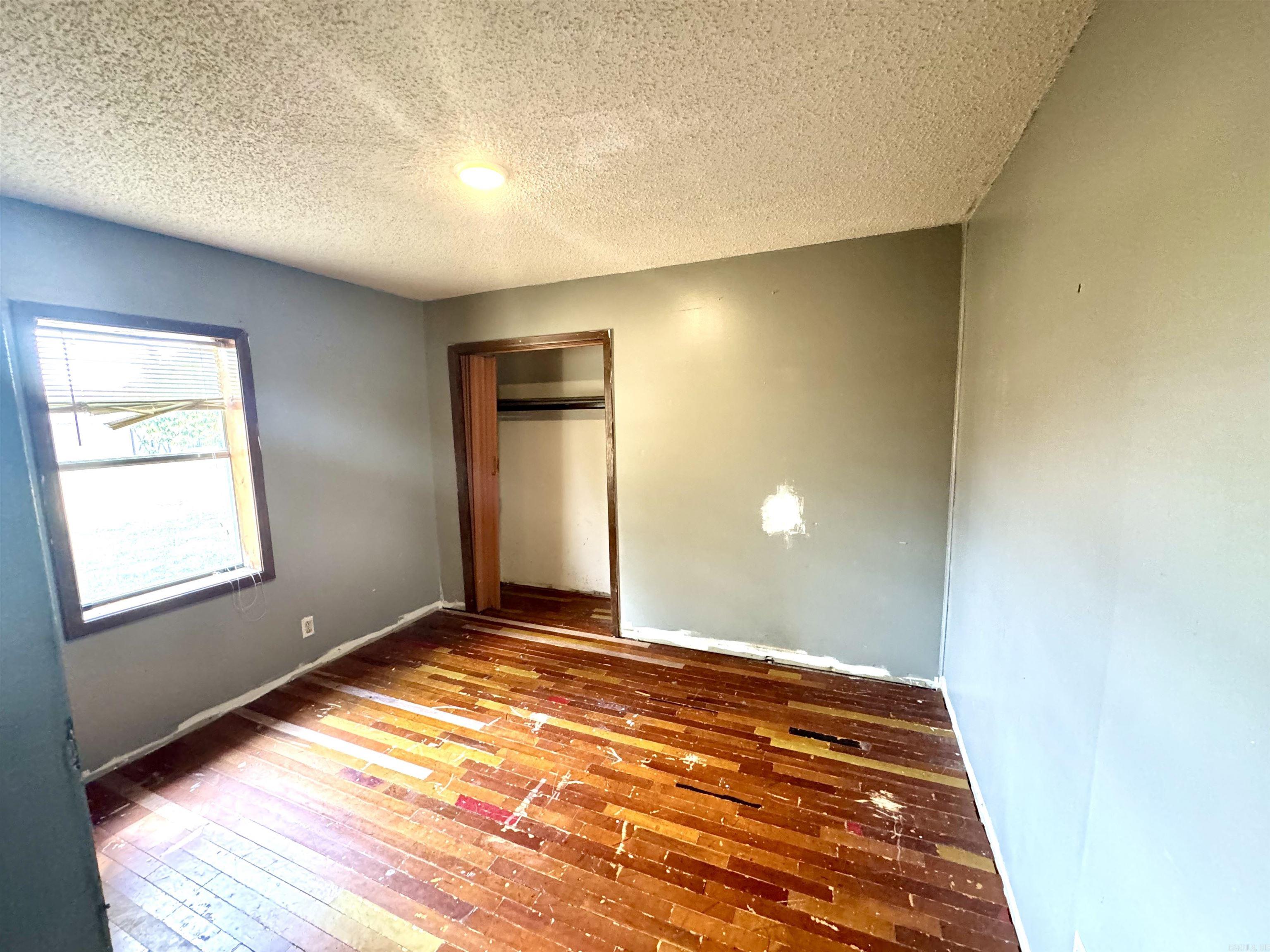 103 N Oak  Brookland, AR