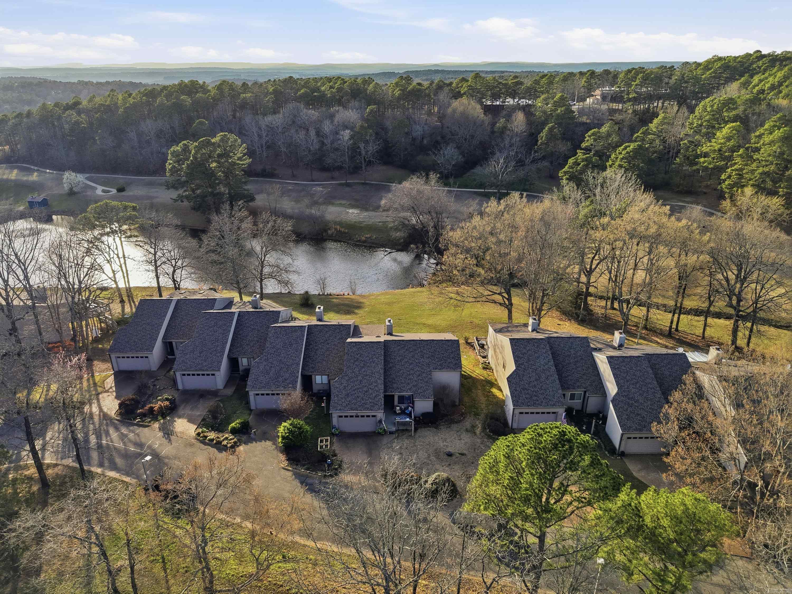 601 Woodlawn #20 Drive