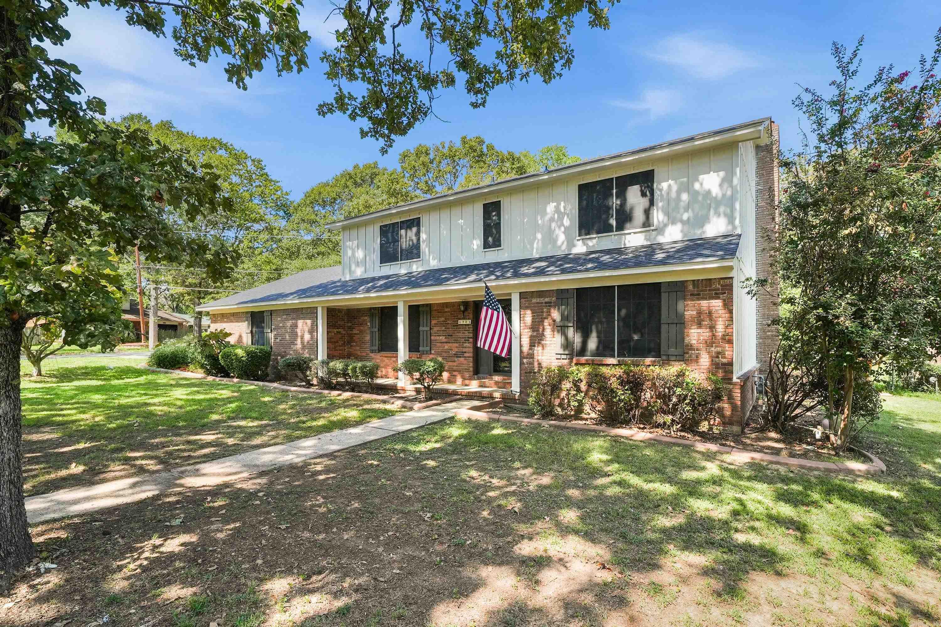 1701 War Eagle Drive — photo 2