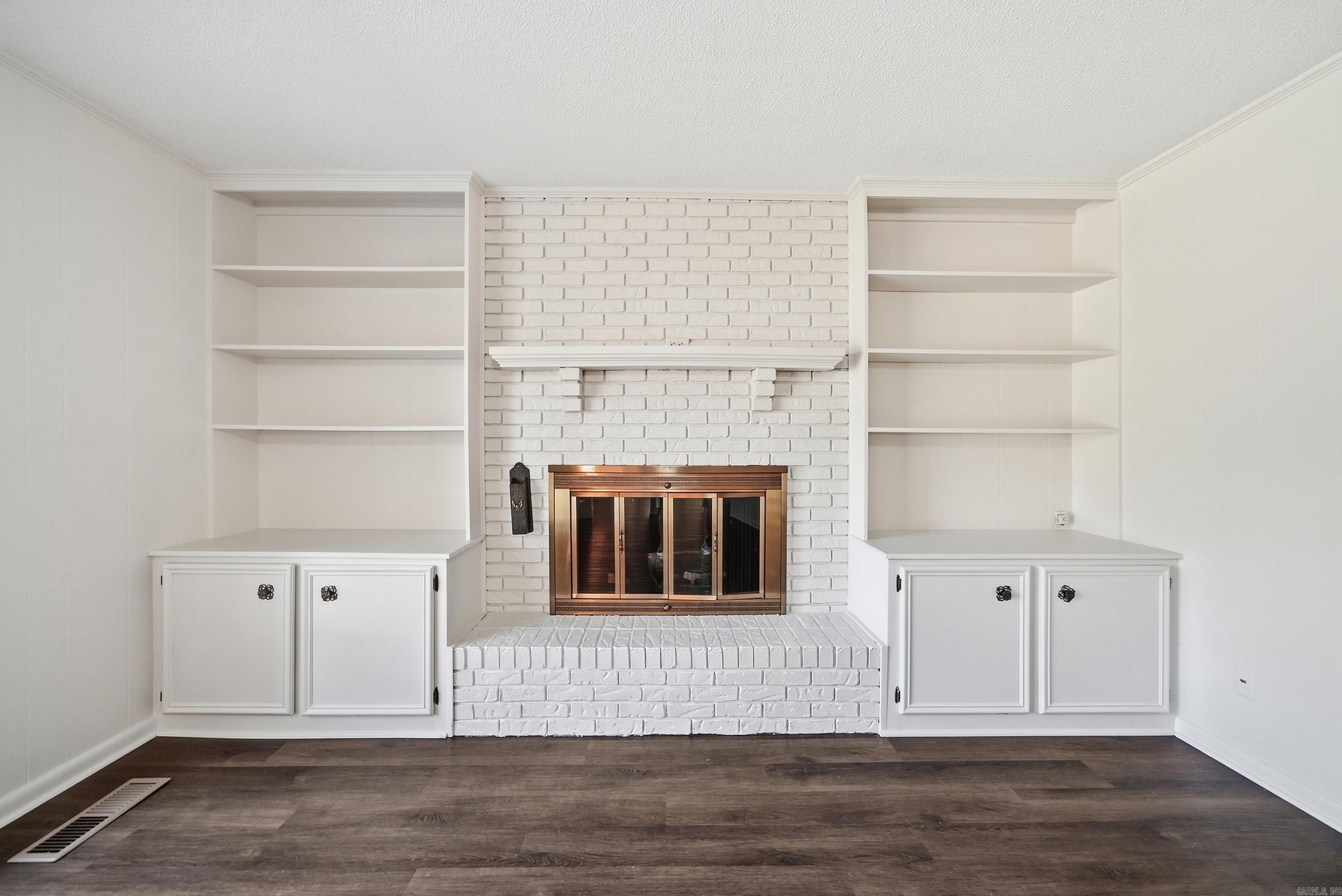 1701 War Eagle  North Little Rock, AR