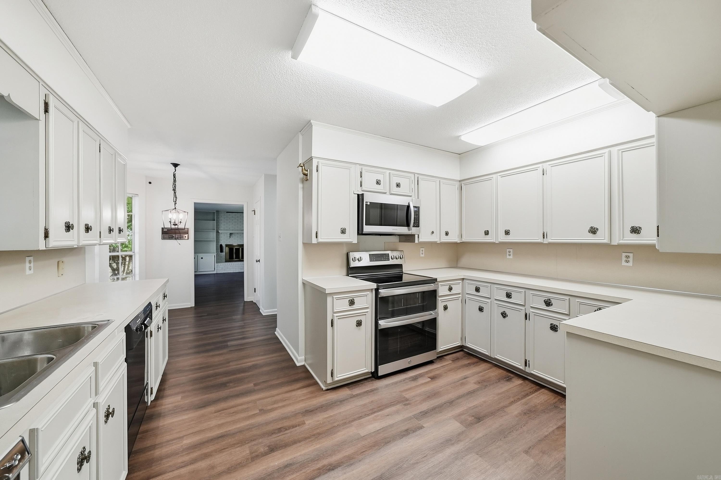1701 War Eagle  North Little Rock, AR