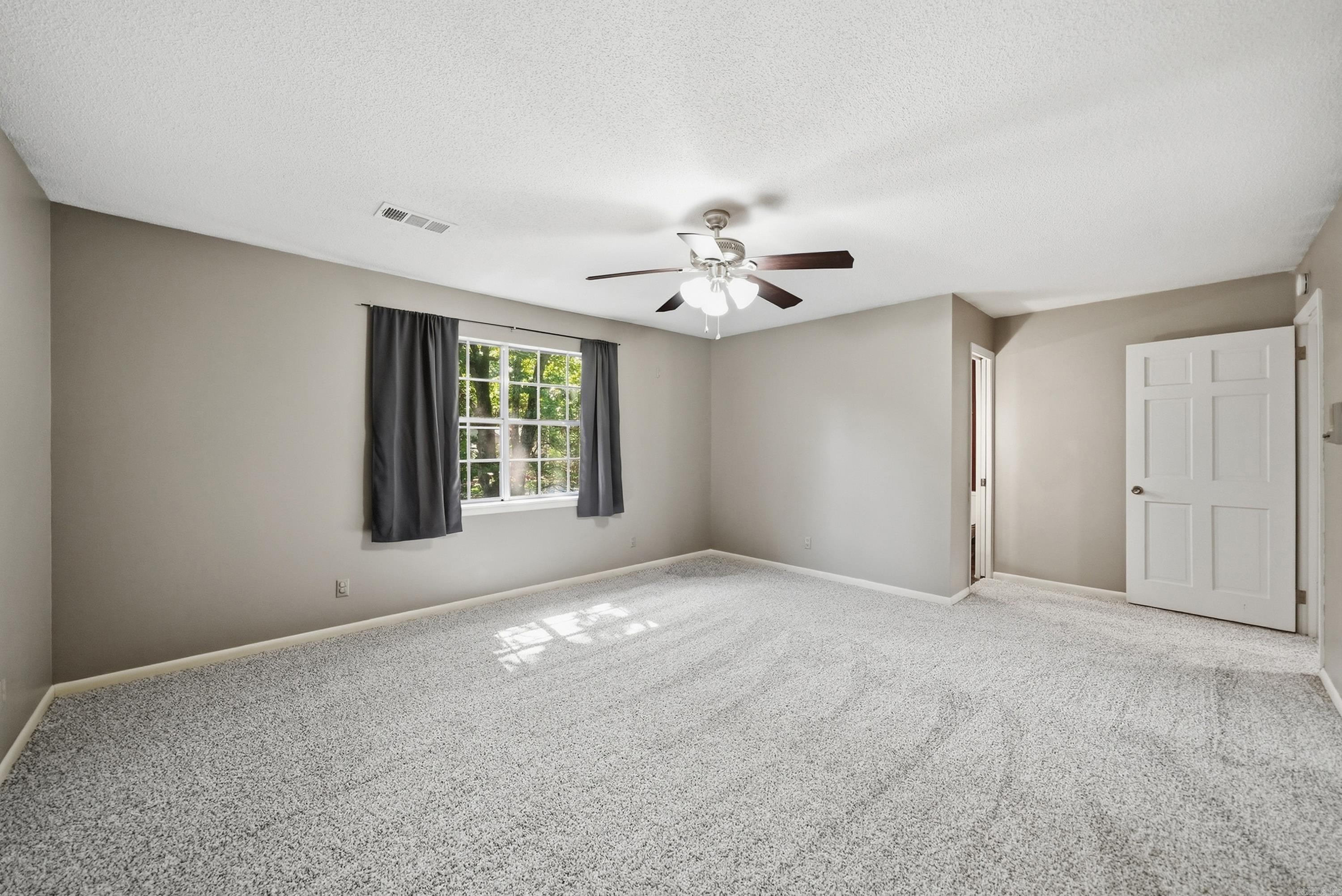 1701 War Eagle  North Little Rock, AR