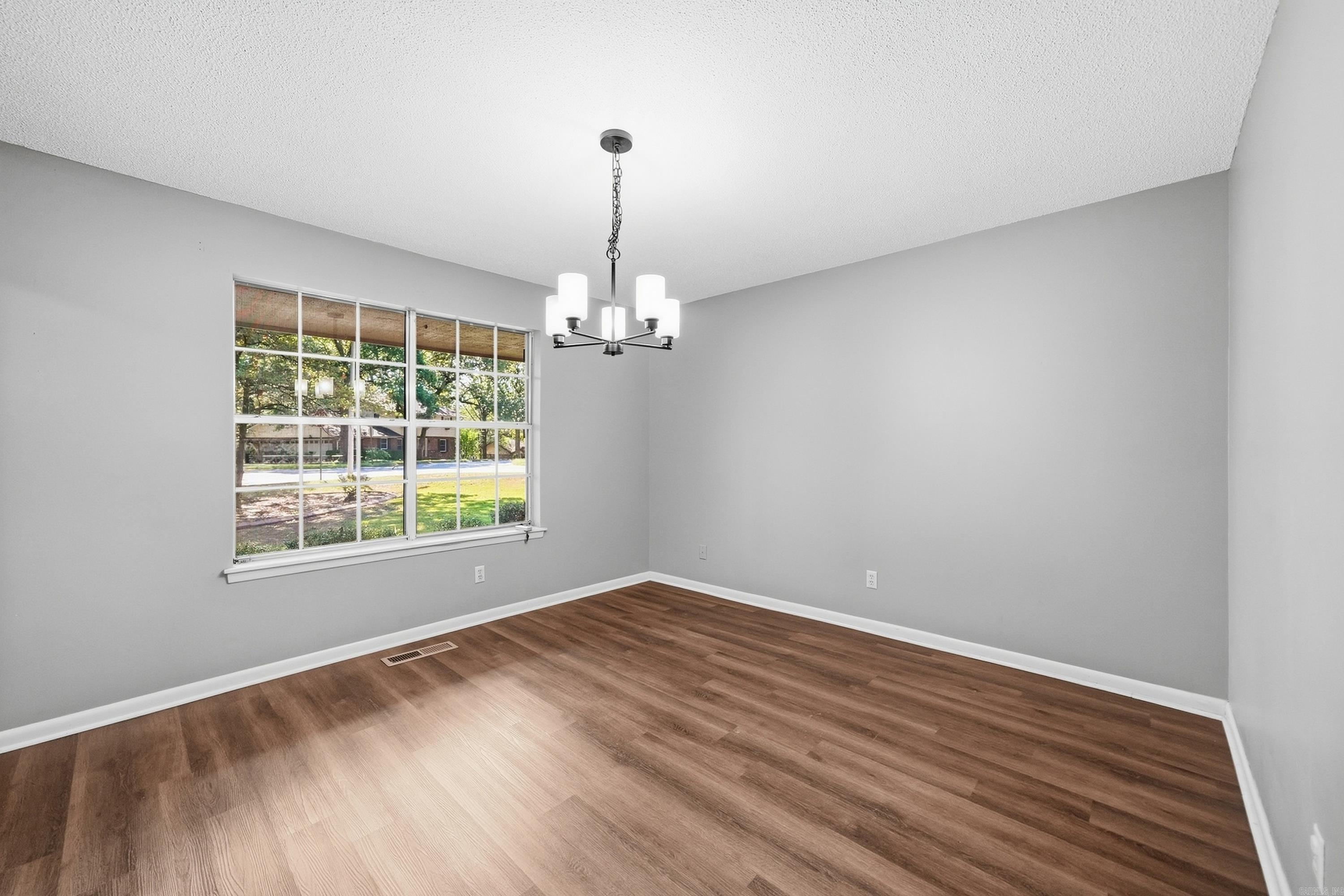 1701 War Eagle  North Little Rock, AR