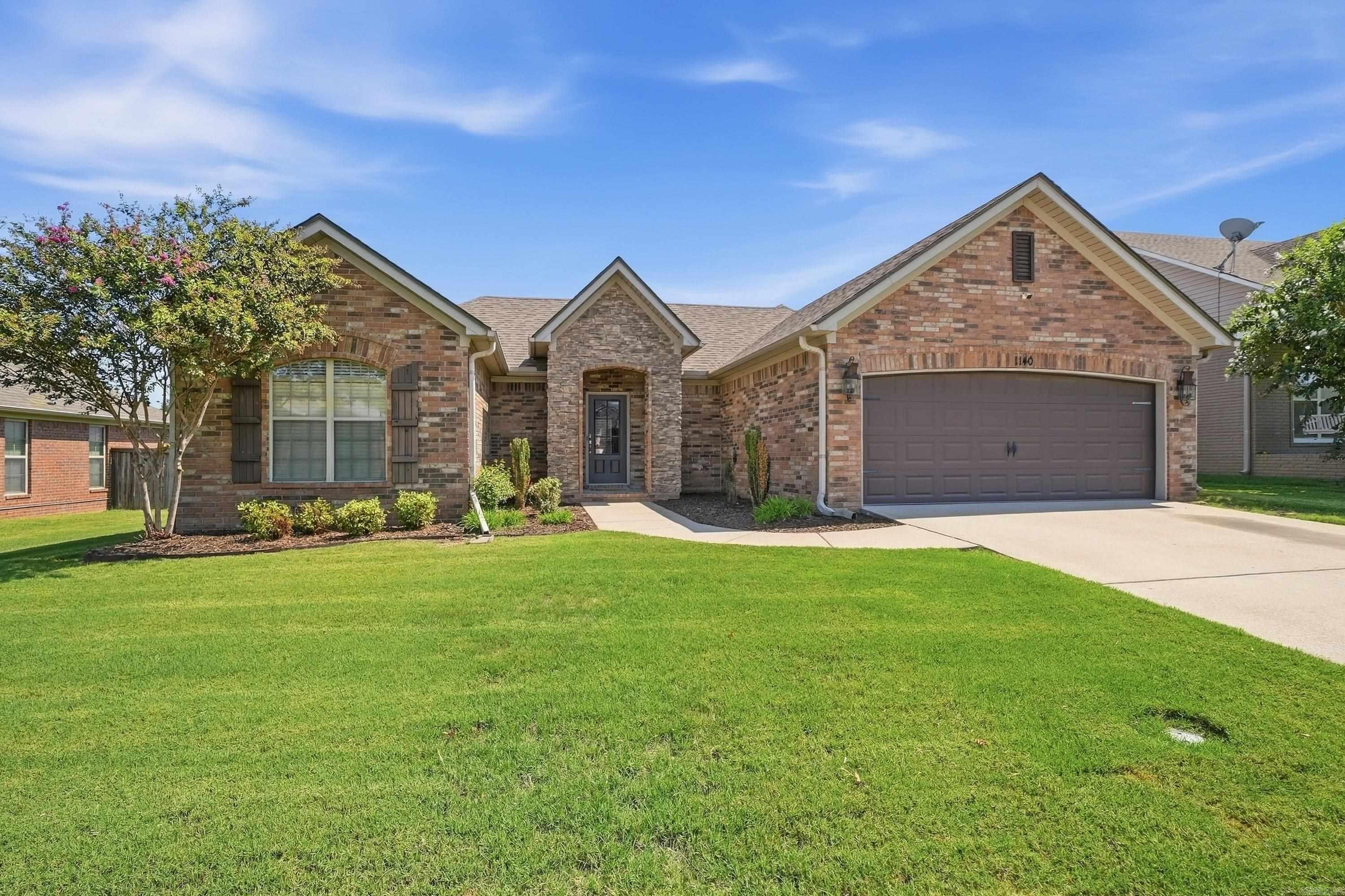 1140 Georgetown Drive — exterior