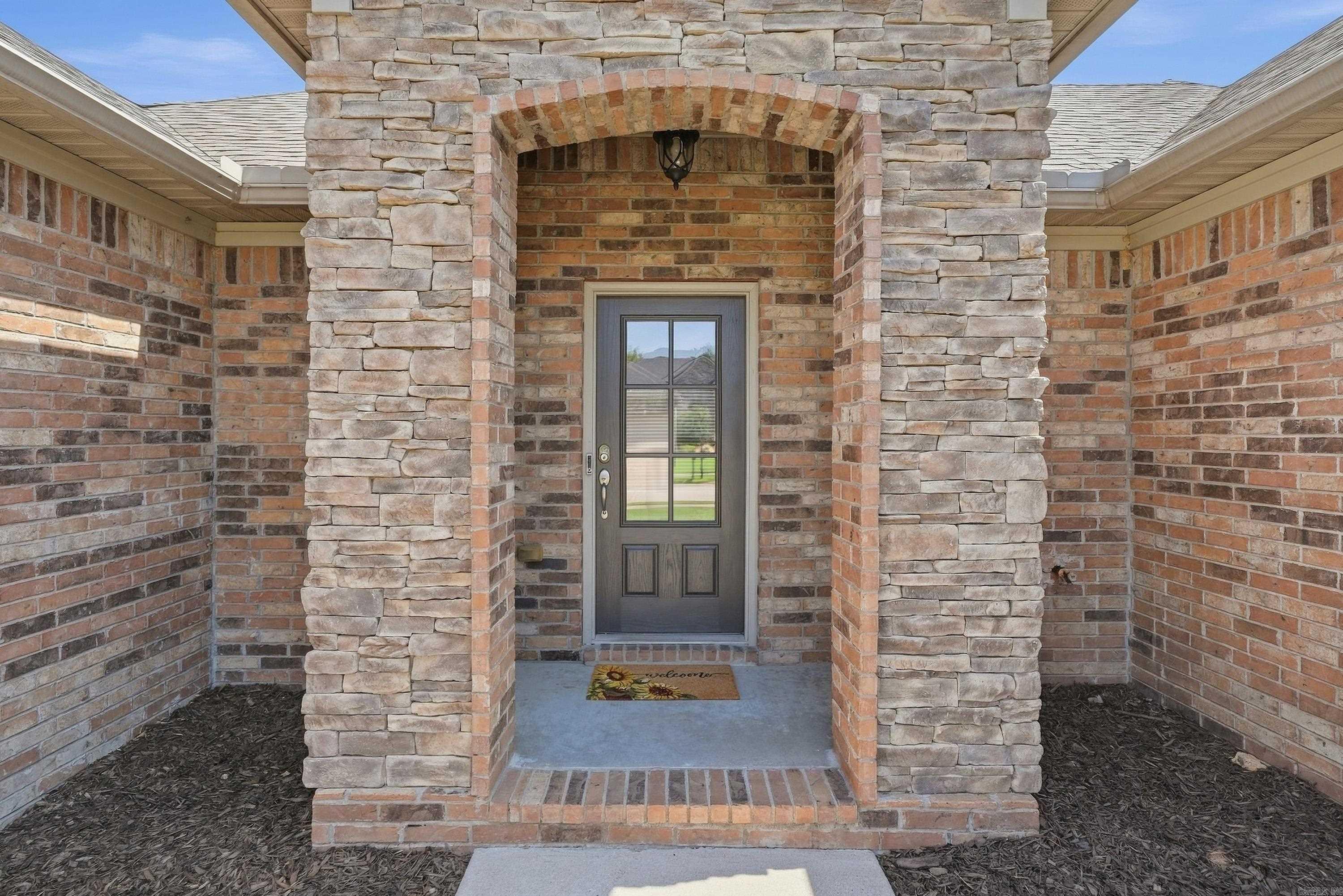 1140 Georgetown Drive — photo 2