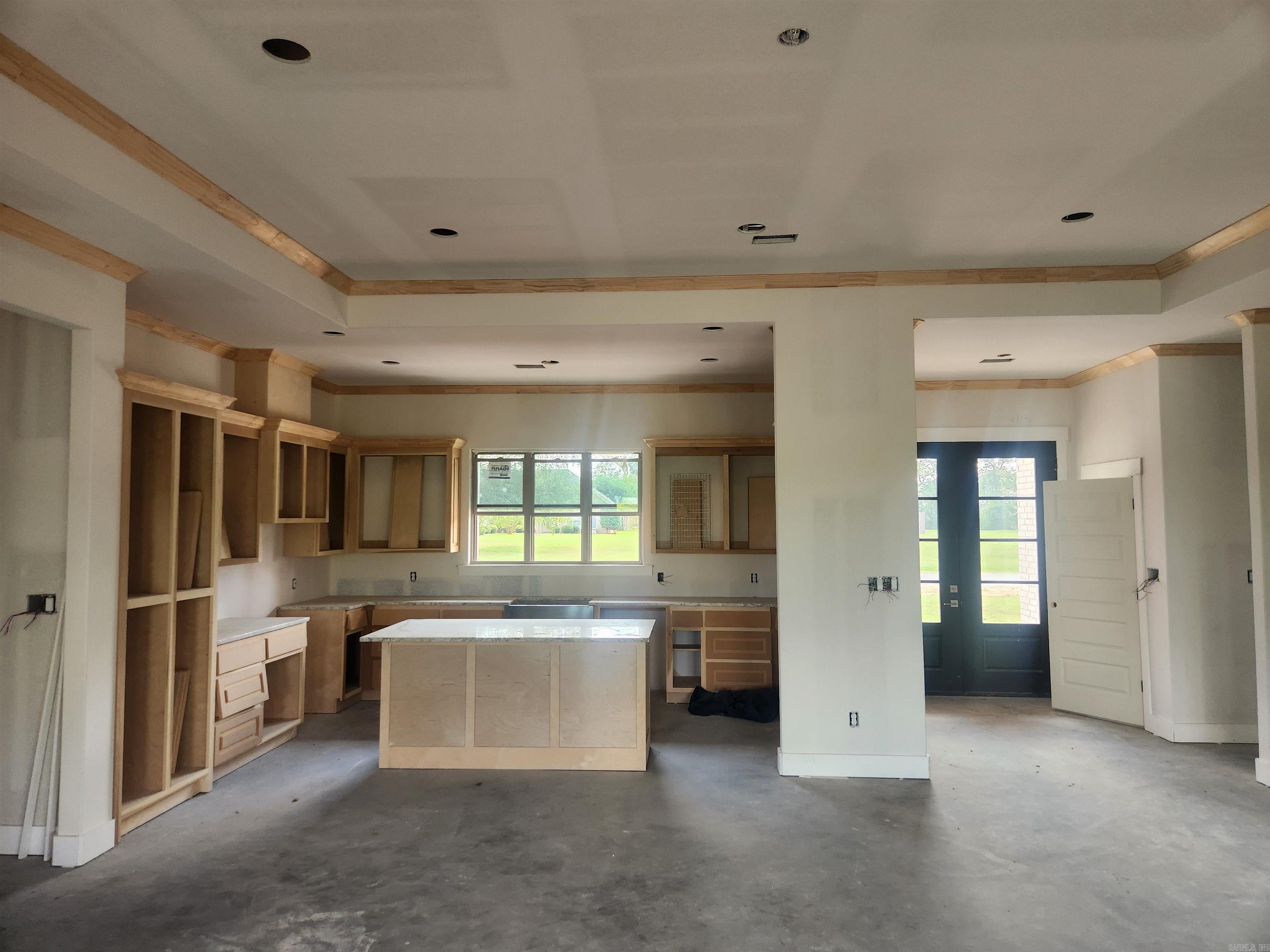 695 Mound View Drive — photo 3