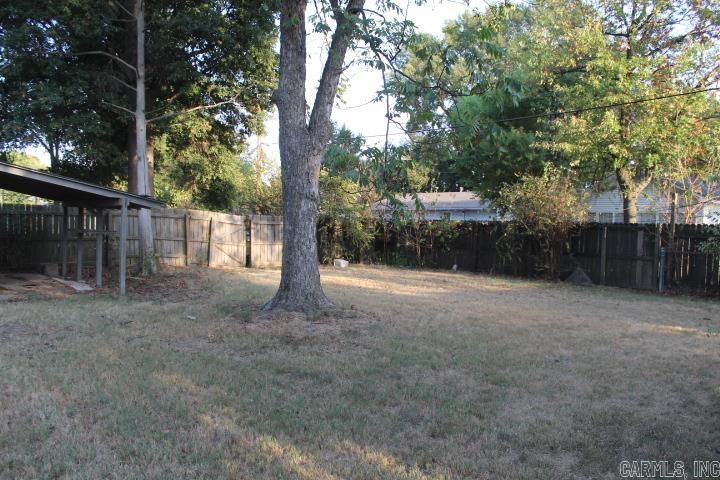 219 W 20th  Stuttgart, AR